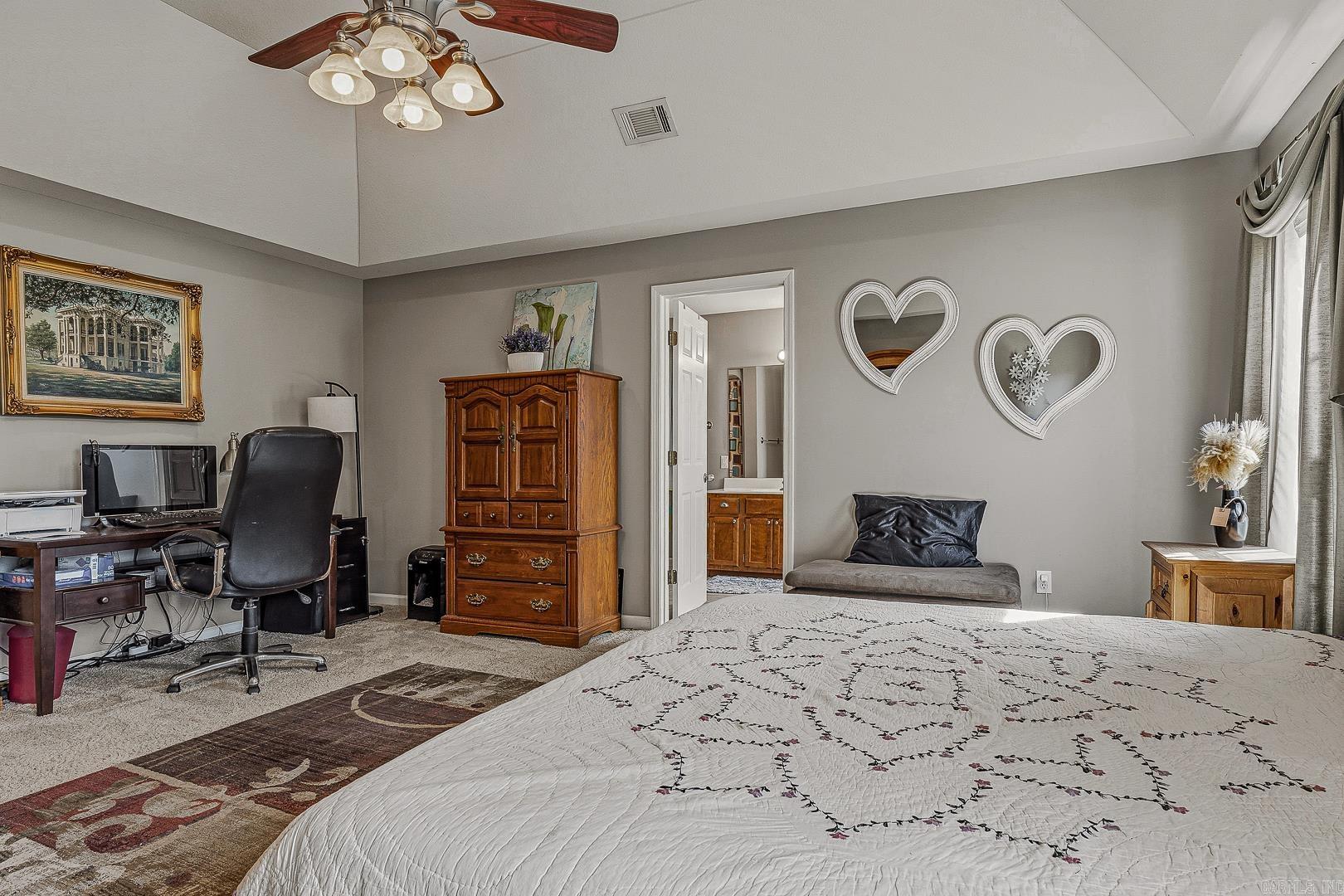 CARRIAGE HILL - Residential