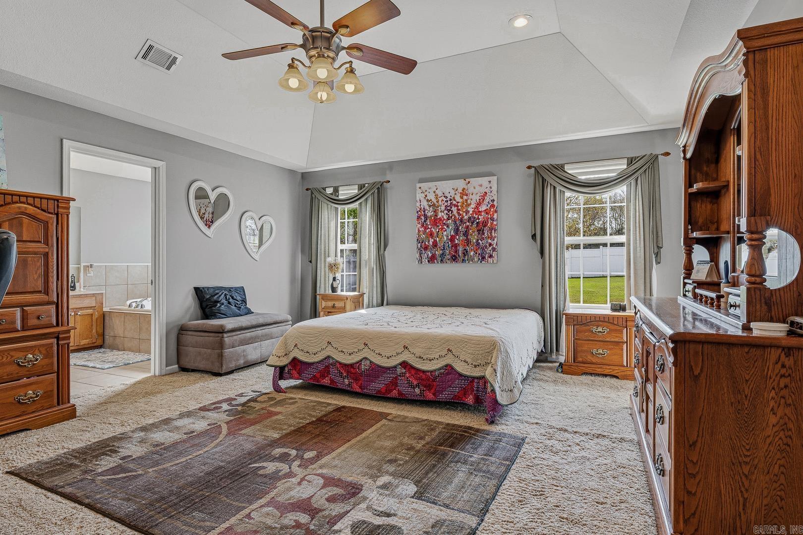 CARRIAGE HILL - Residential