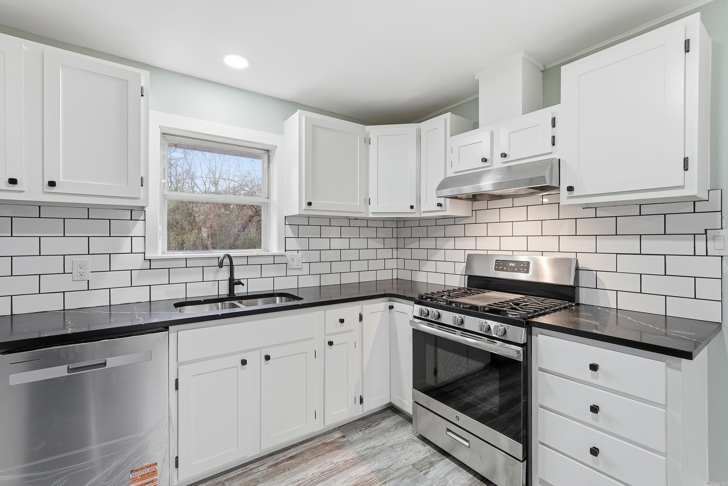 DEERWOOD ADDN - Residential