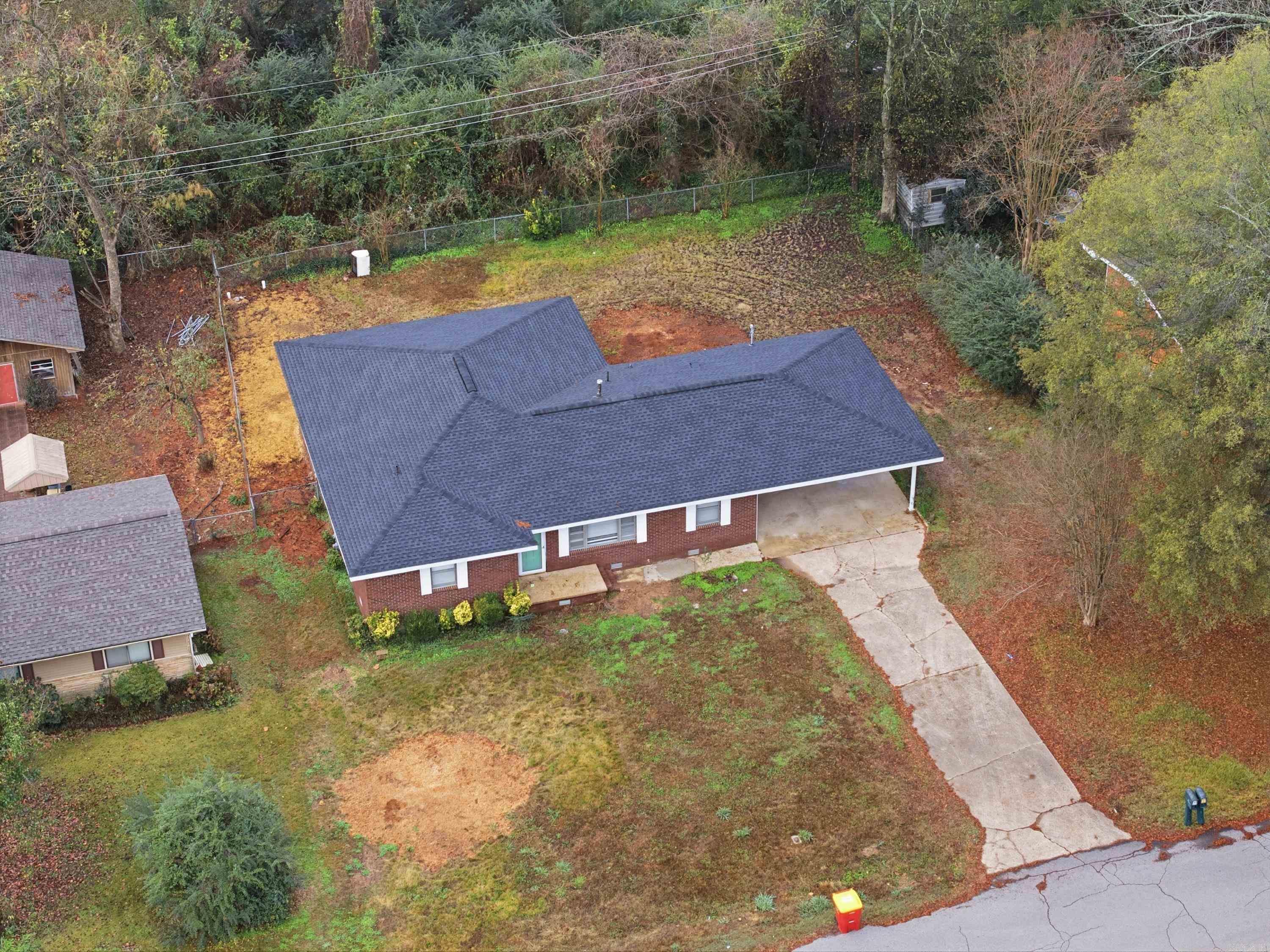 DEERWOOD ADDN - Residential