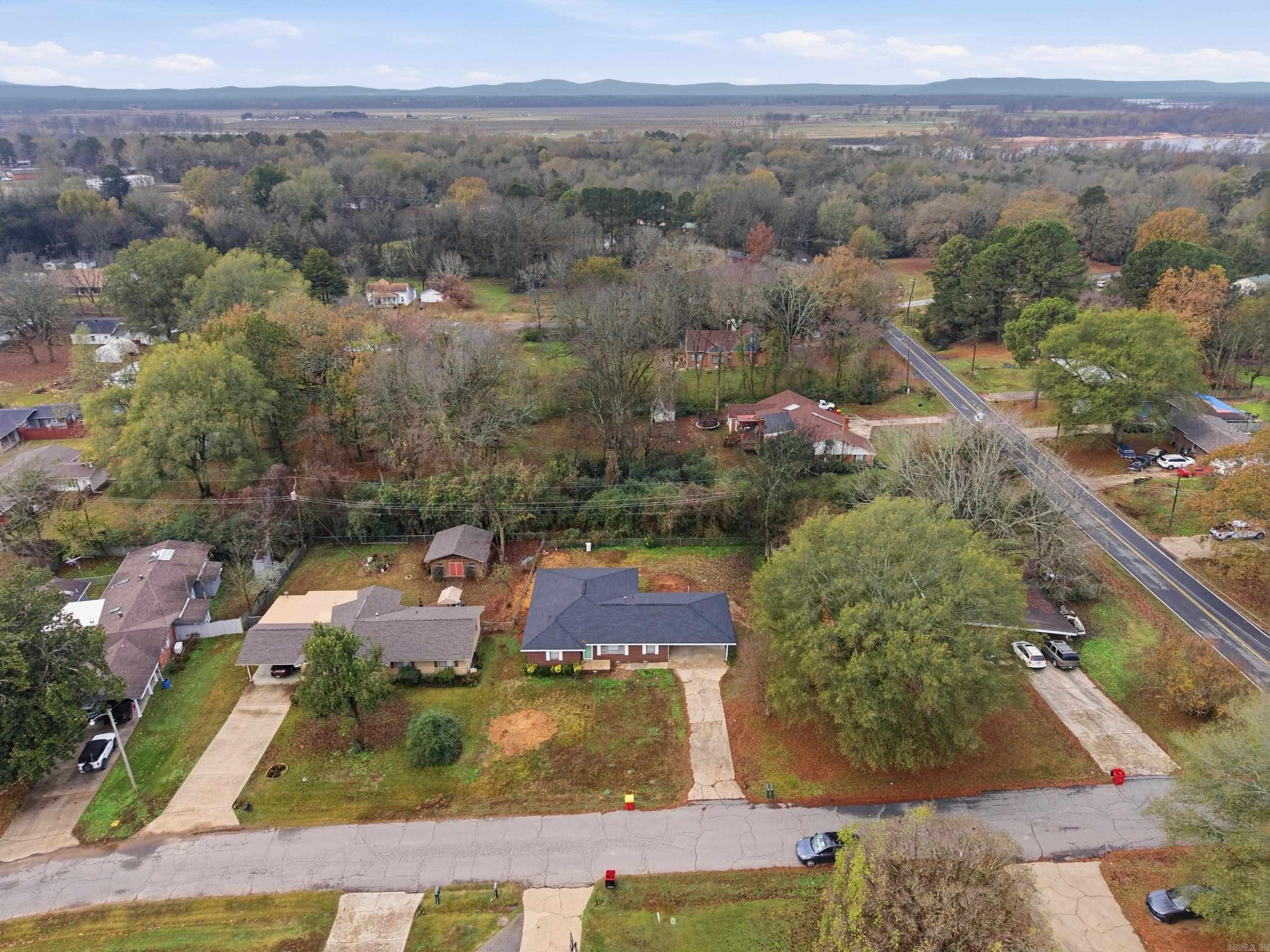 DEERWOOD ADDN - Residential