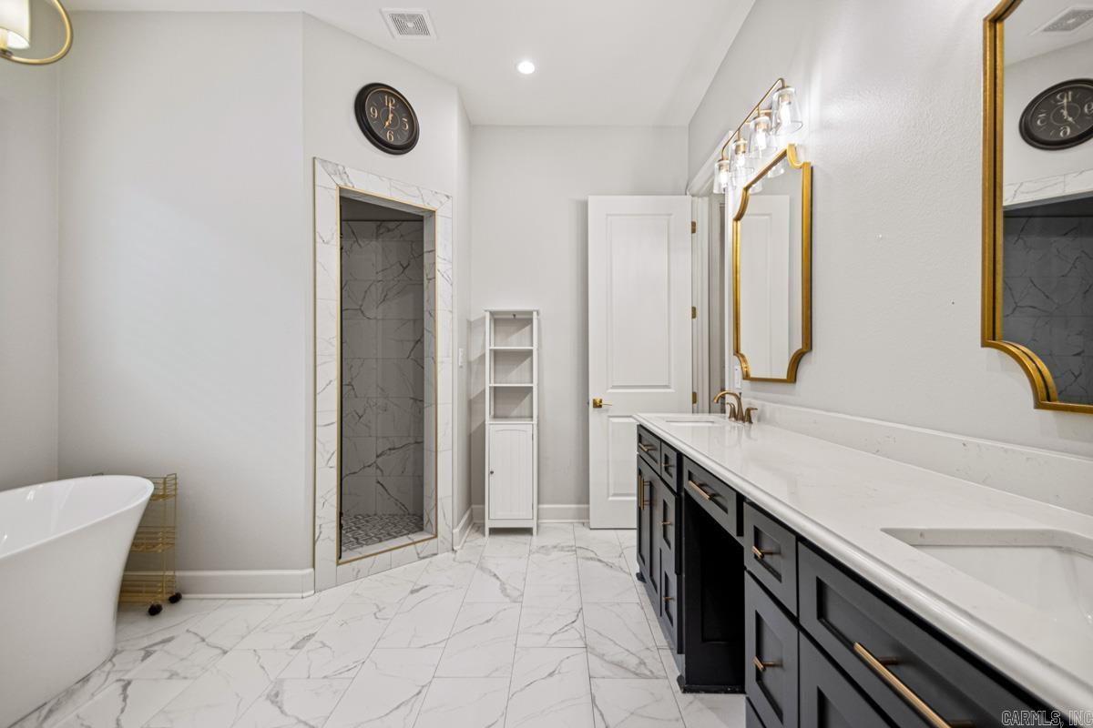 WILDWOOD PLACE - Residential