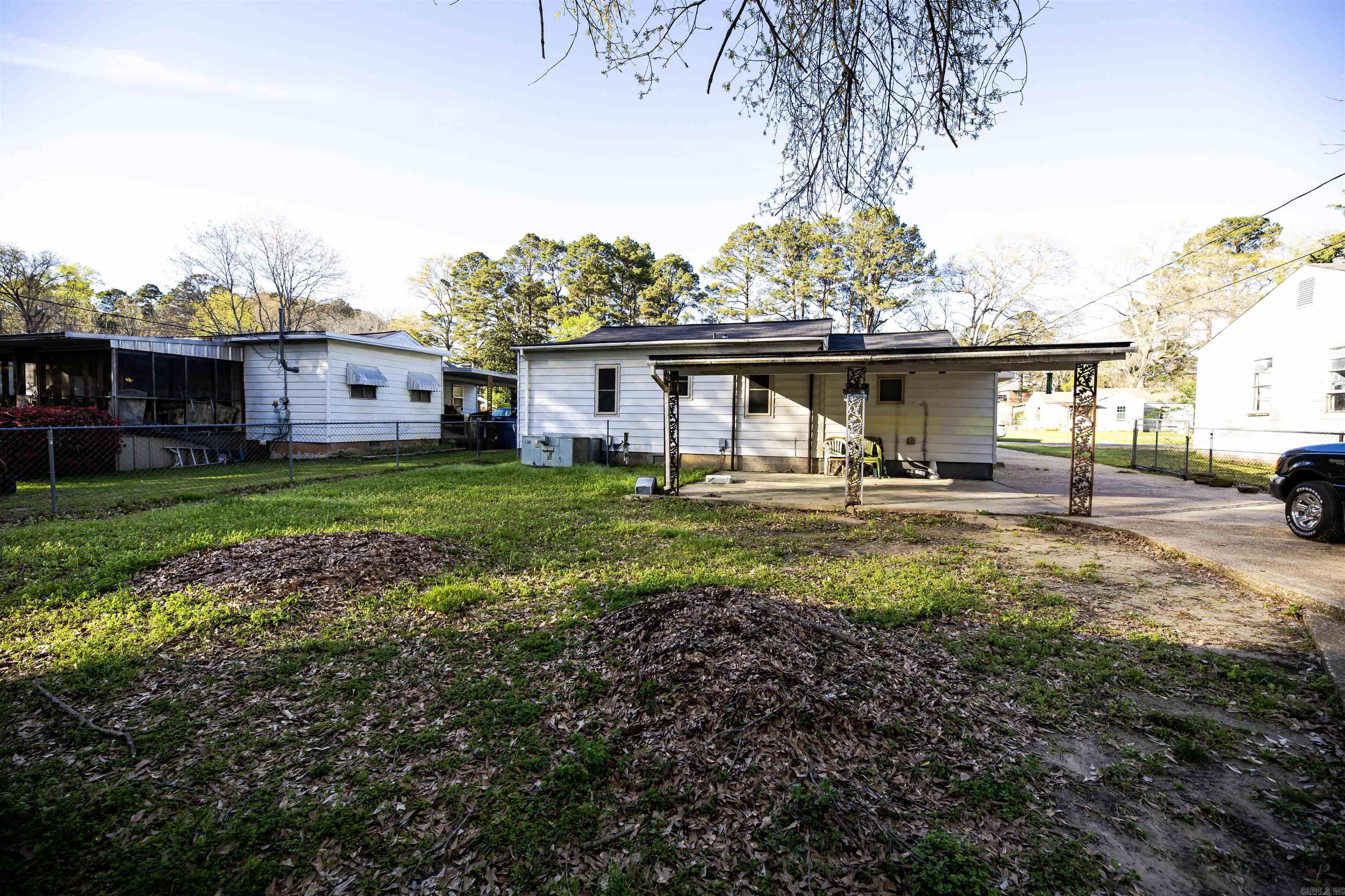 COUNTRY CLUB PART 1 - Residential