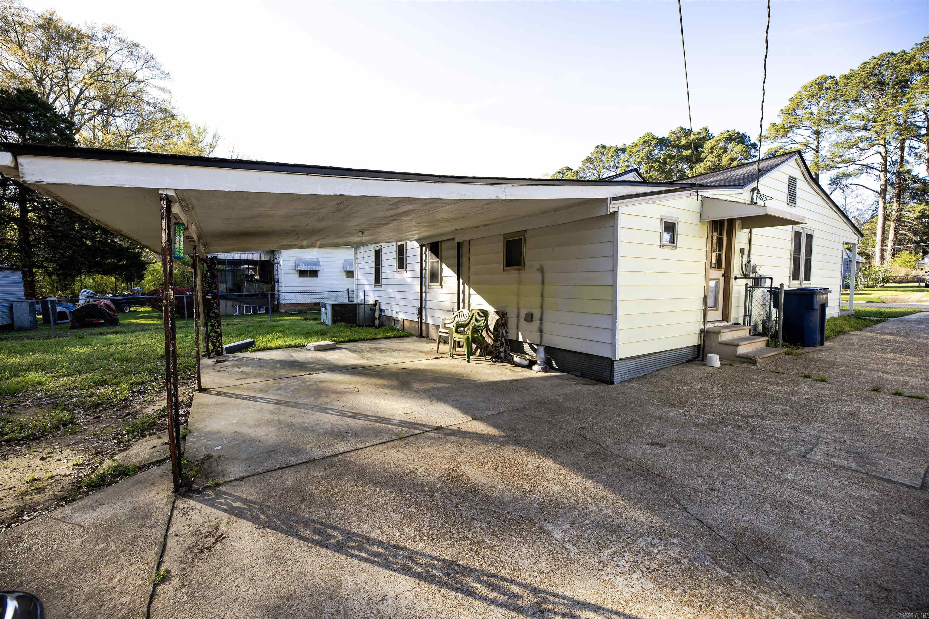 COUNTRY CLUB PART 1 - Residential