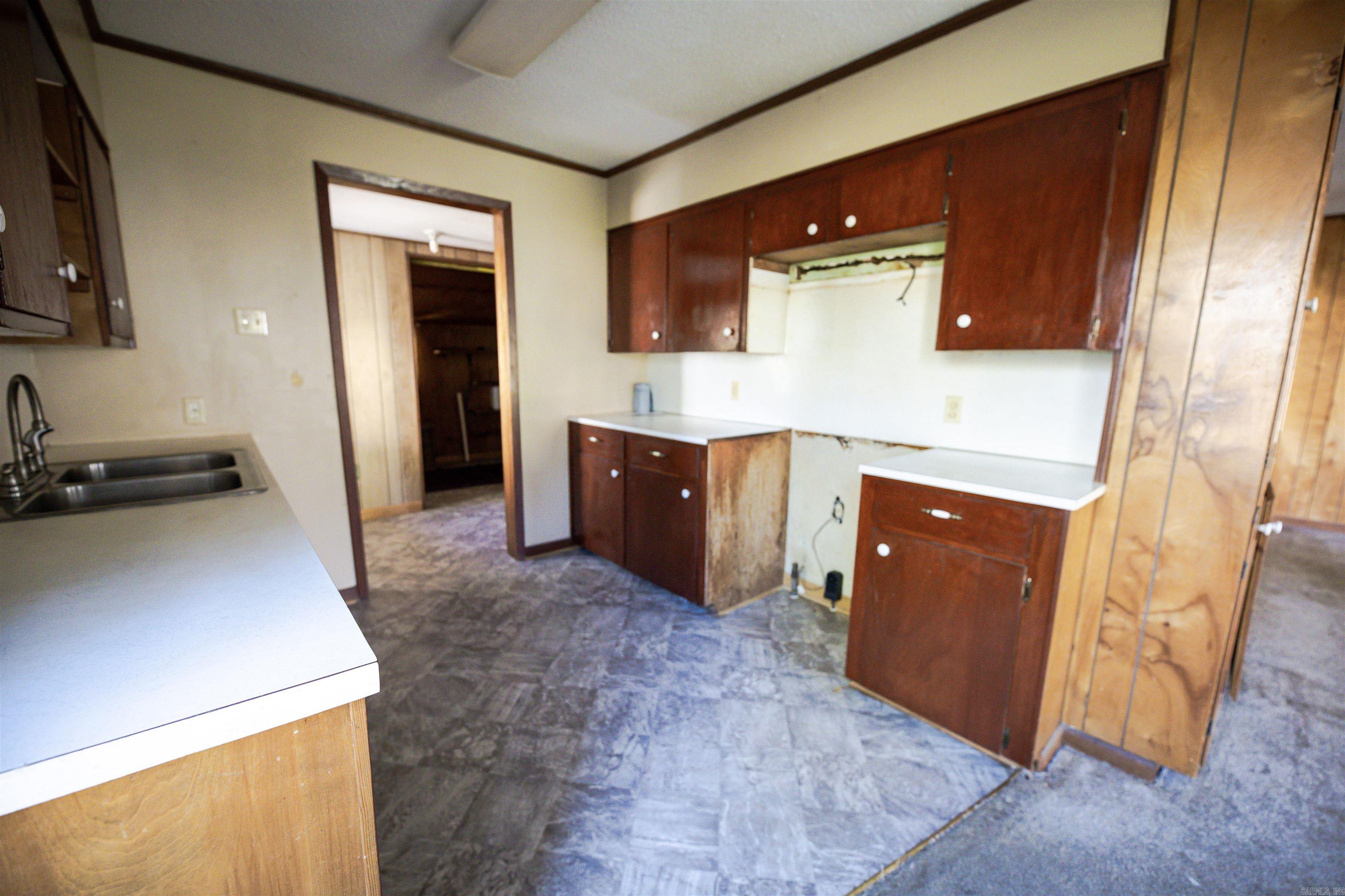 COUNTRY CLUB PART 1 - Residential