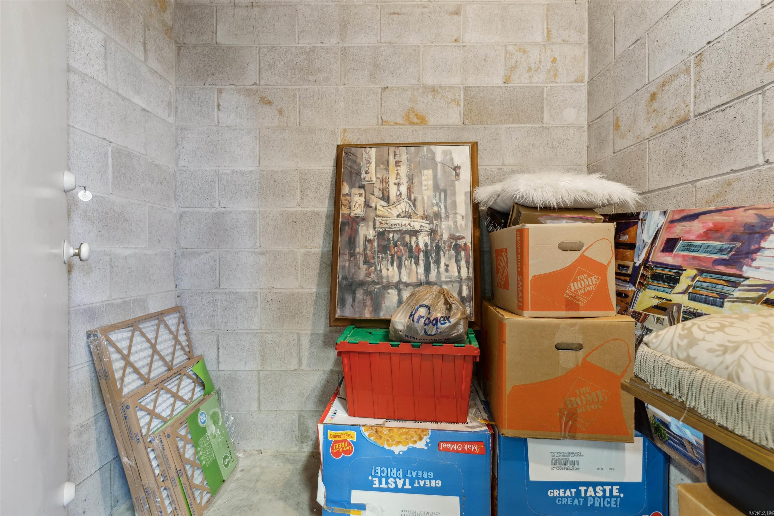 HURRICANE LAKE EST - Residential