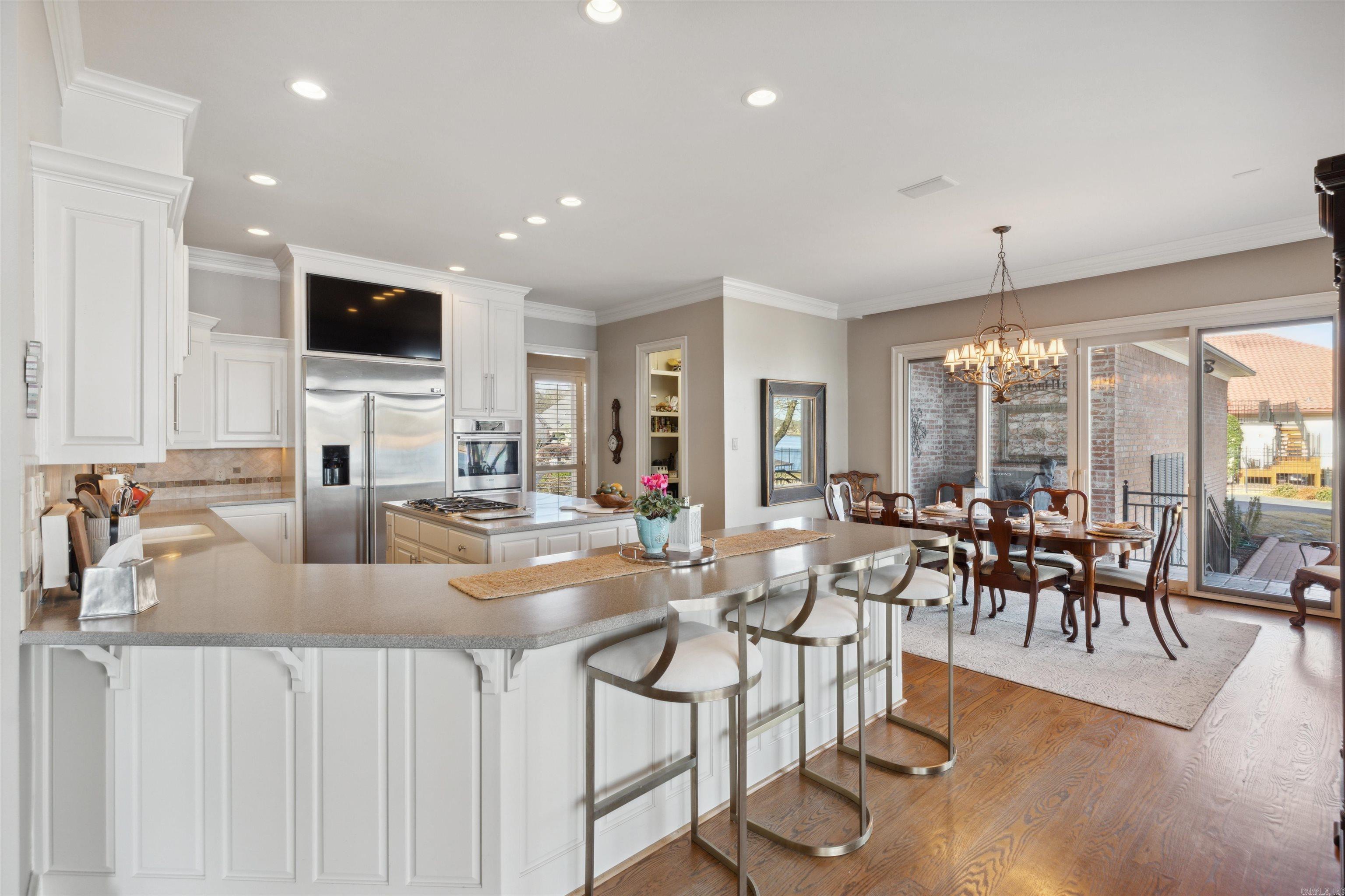 HURRICANE LAKE EST - Residential