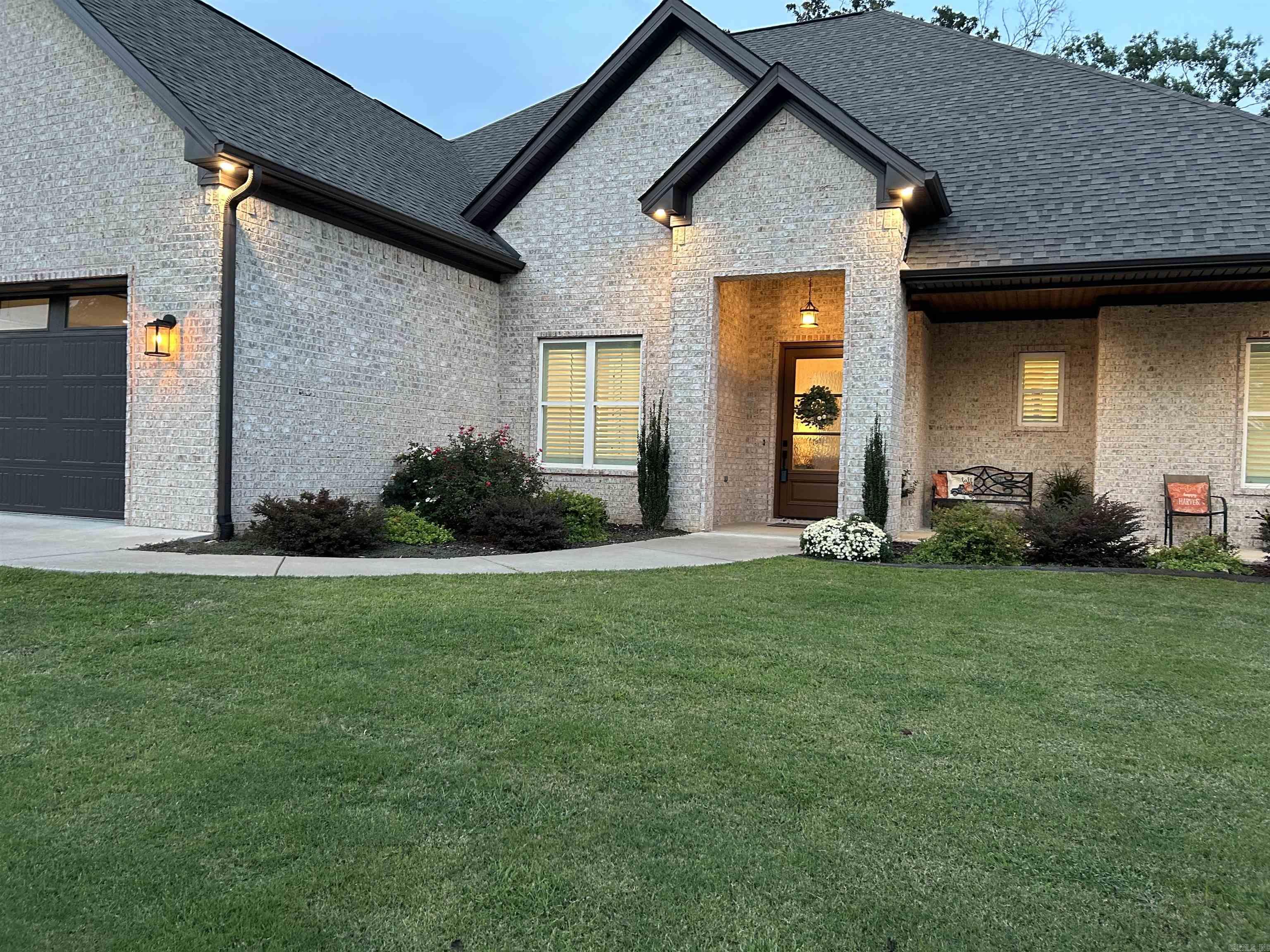 HURRICANE LAKE EST - Residential