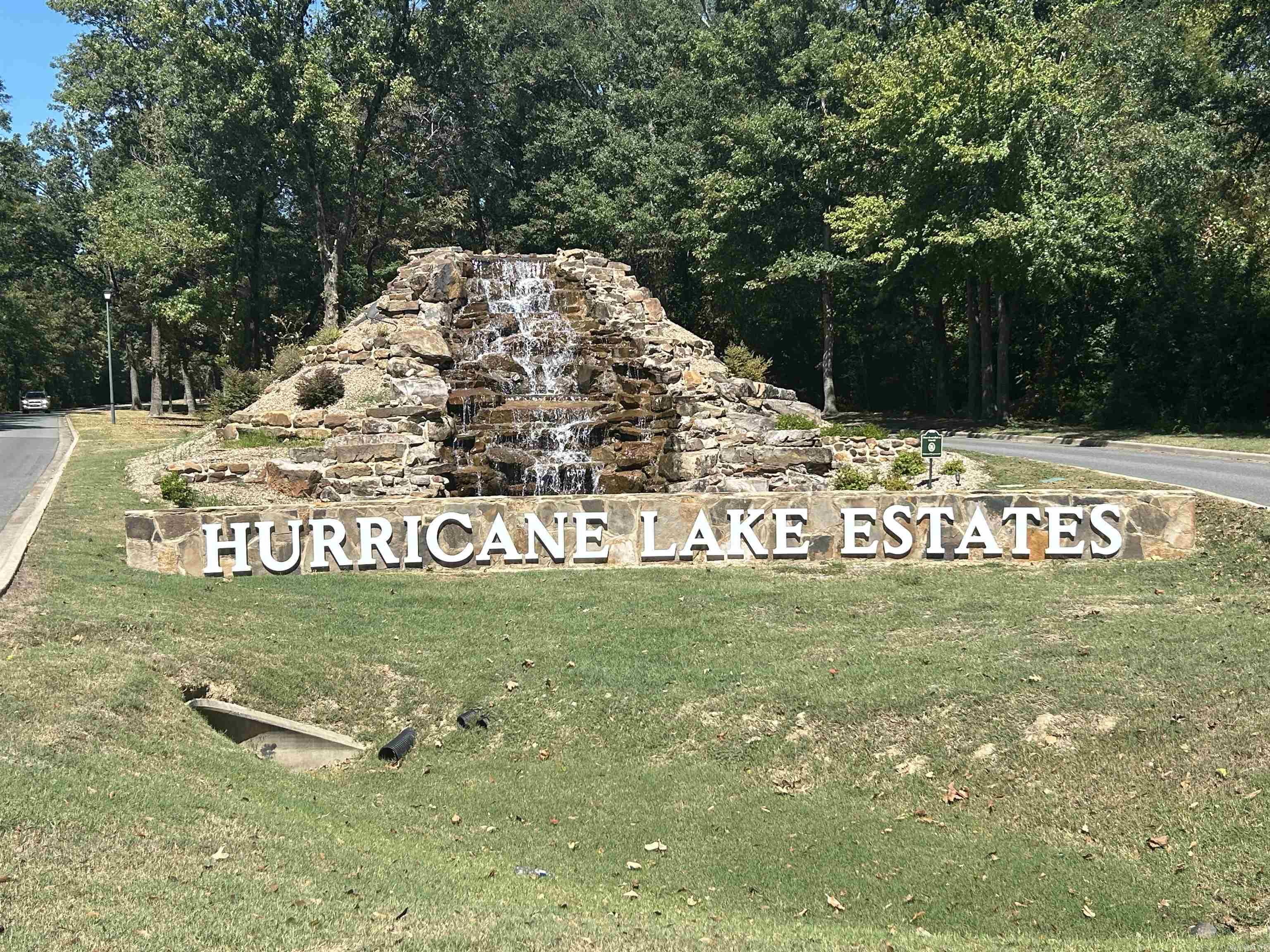 HURRICANE LAKE EST - Residential