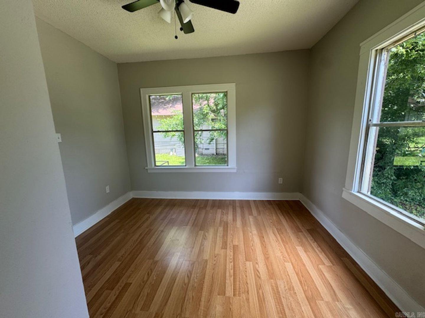 INTER CITY - Residential Lease