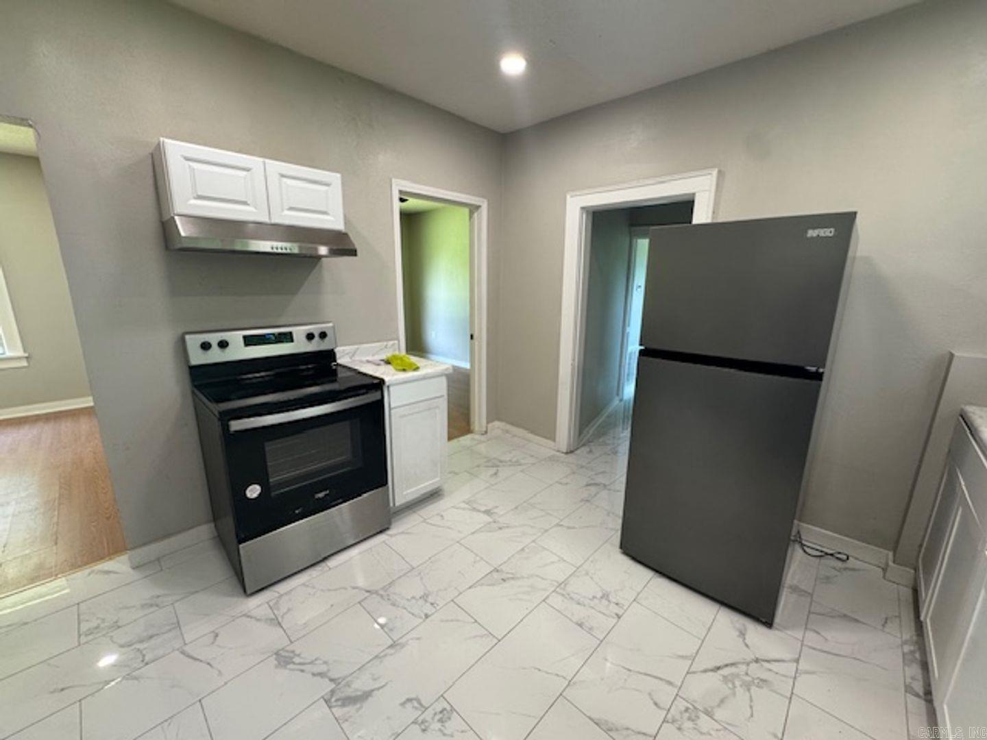 INTER CITY - Residential Lease