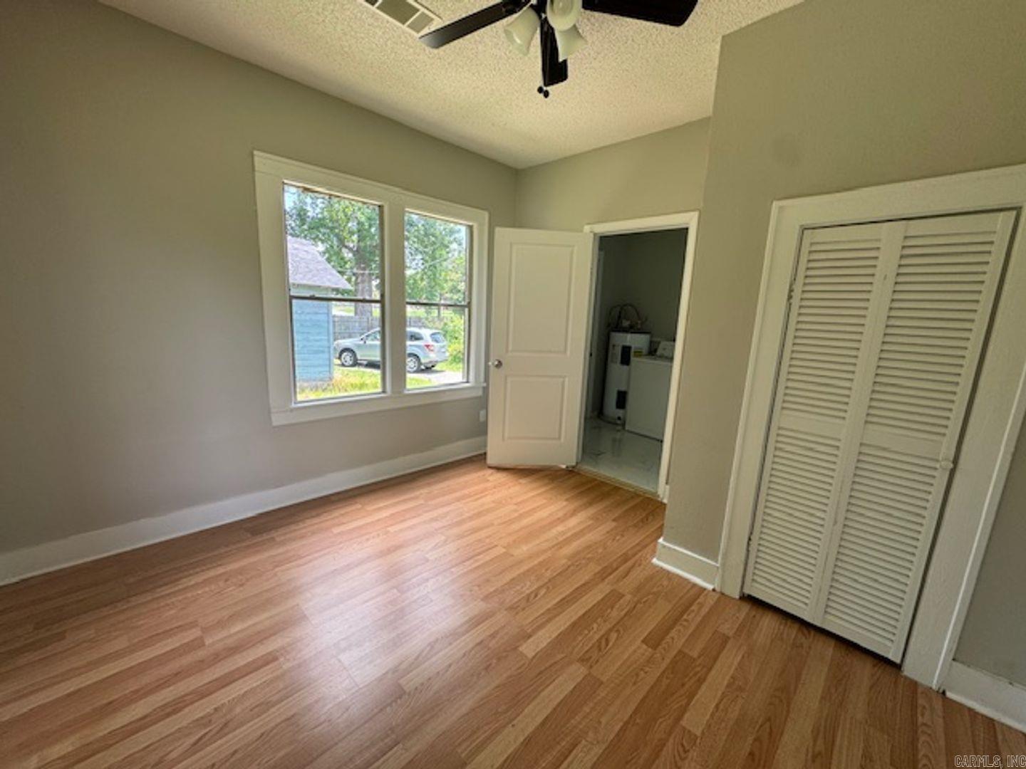 INTER CITY - Residential Lease