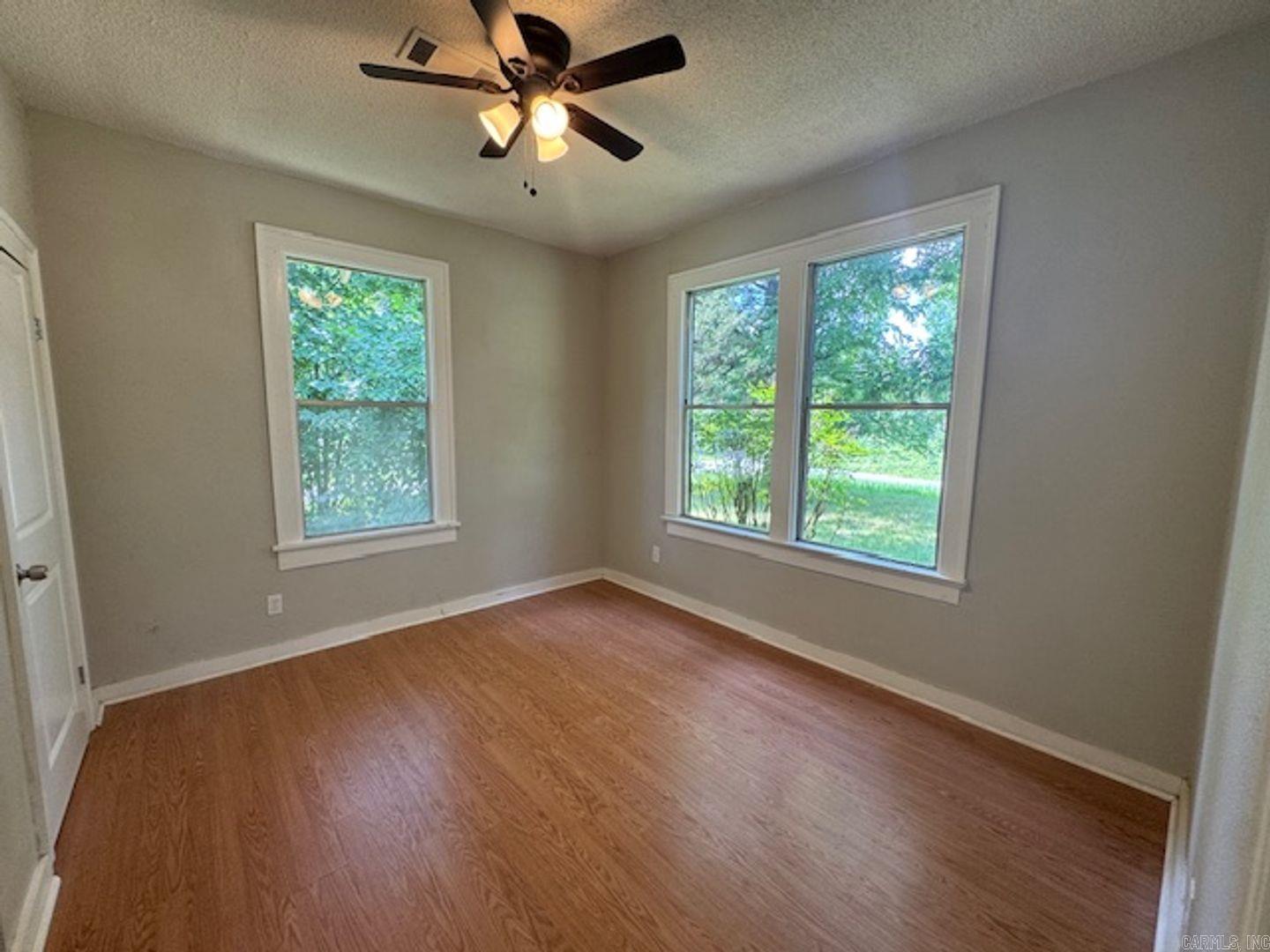 INTER CITY - Residential Lease