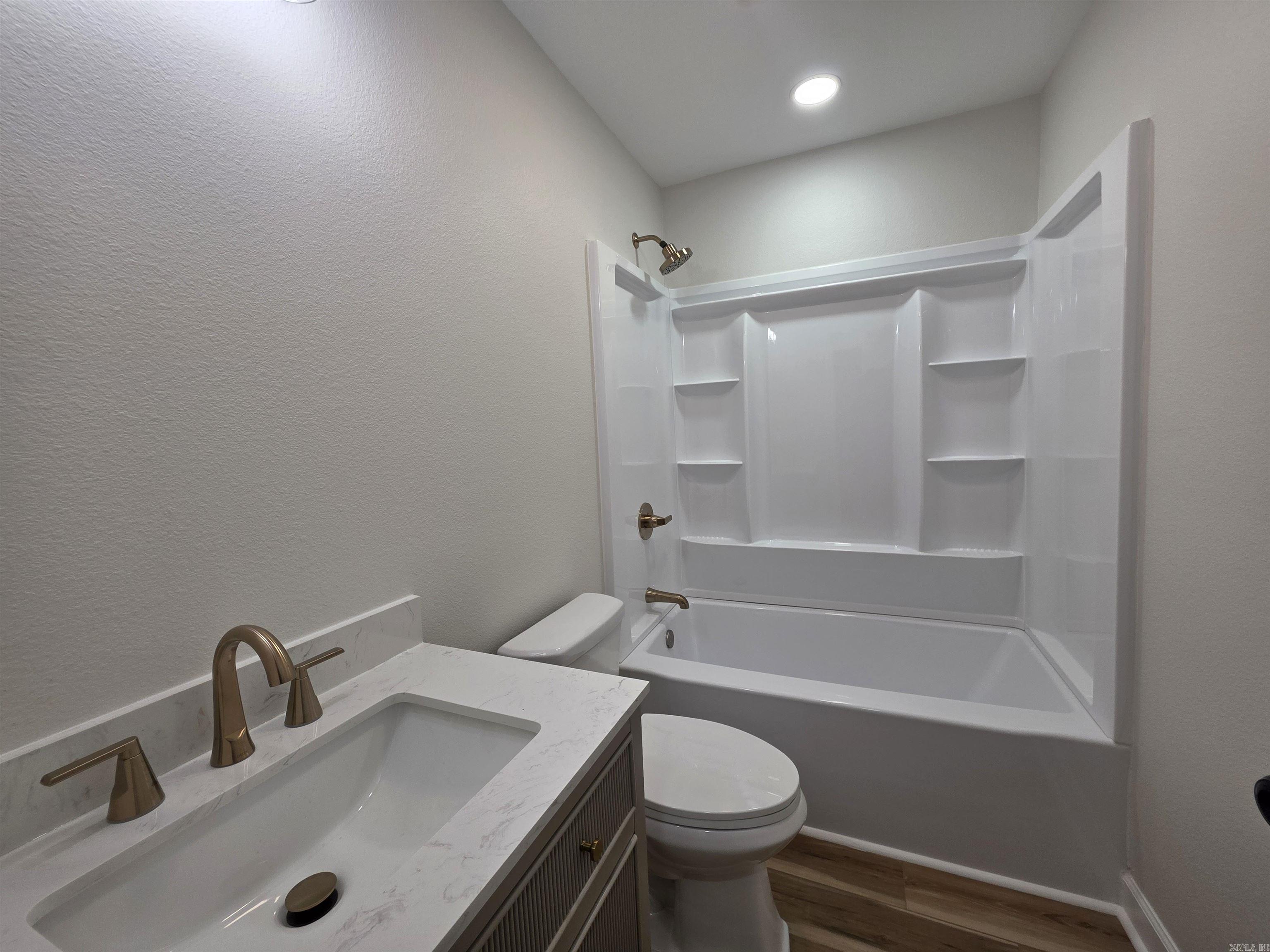 Alexander - Residential Lease