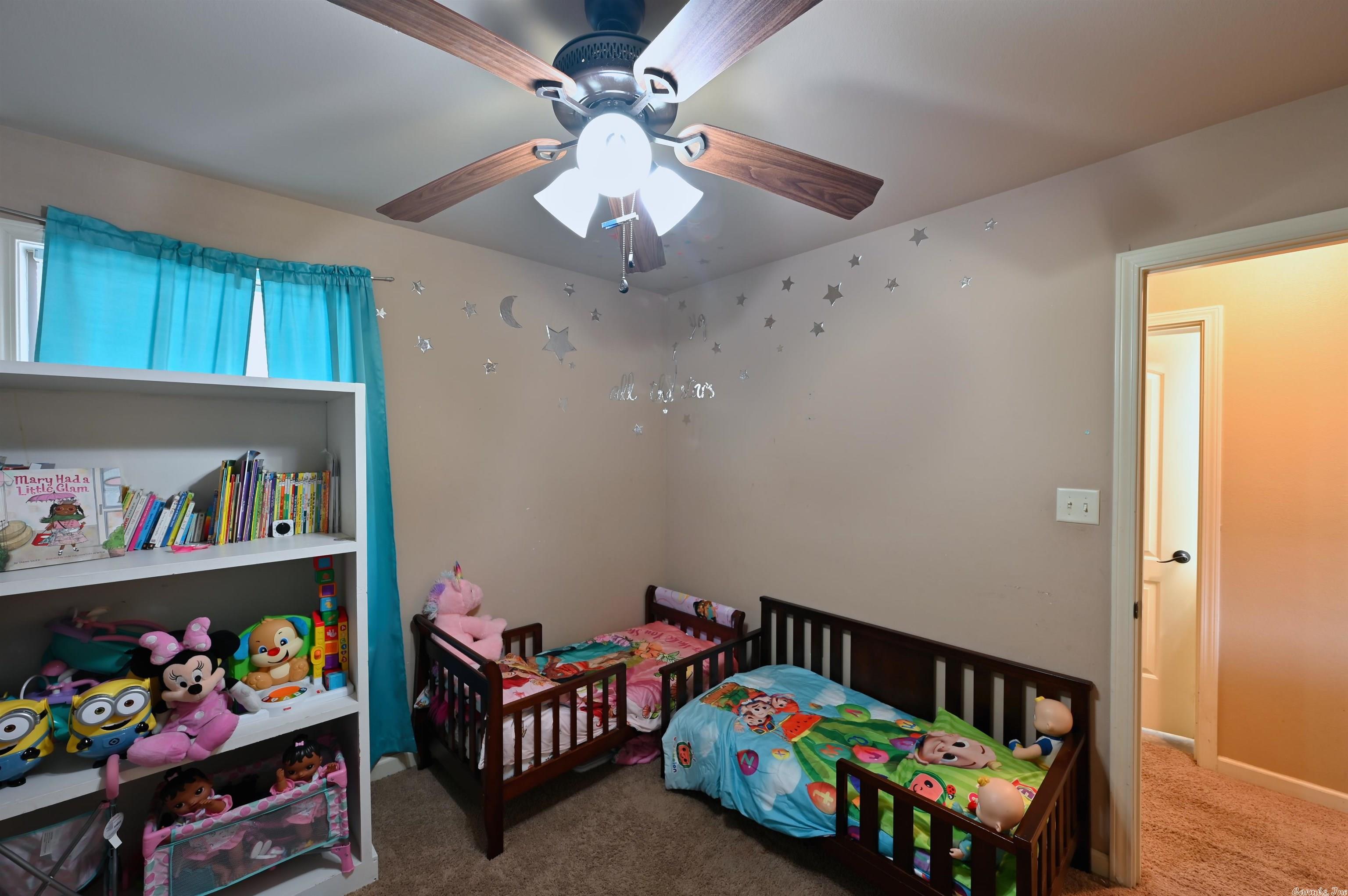 STONE LINKS ADDN - Residential