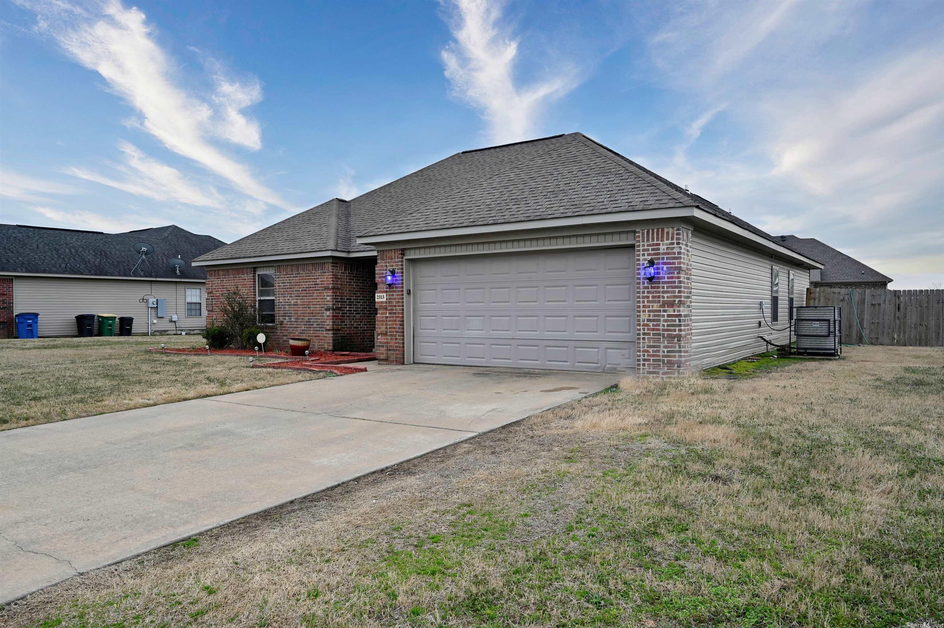 STONE LINKS ADDN - Residential