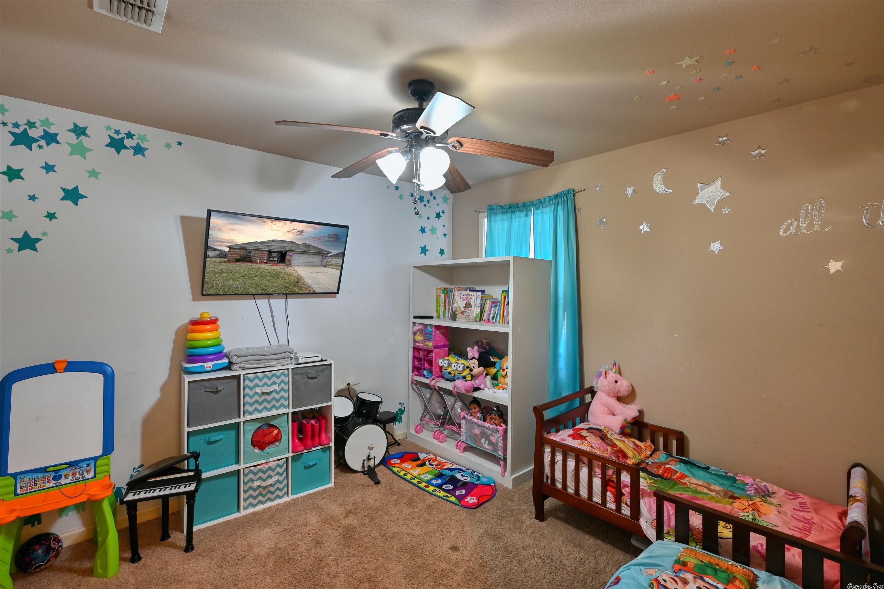 STONE LINKS ADDN - Residential