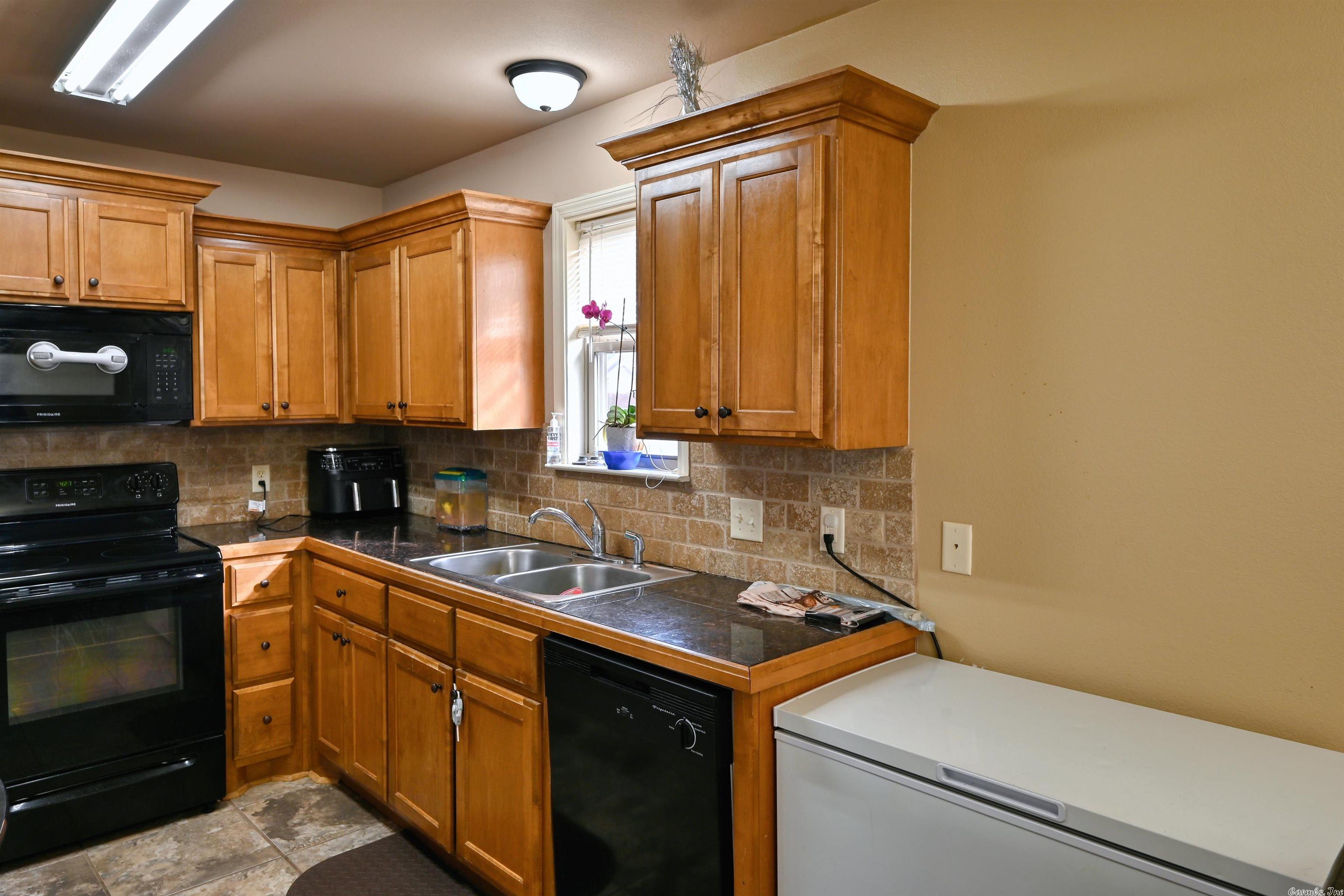 STONE LINKS ADDN - Residential