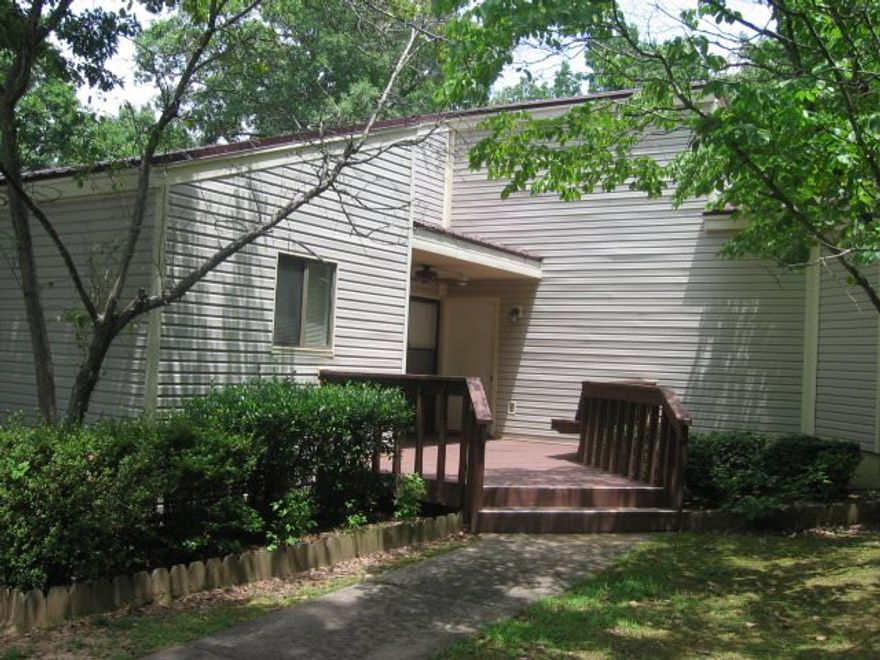 No-smoking, one-level townhouse, with 2 BR/2Ba with approx. 1200 sq. ft.  Kitchen is good size & appliances provided. Combo living-dining area is spacious.  Both bedrooms are quite large.  Master BR has walk-in closet.  Laundry room has storage.  Entry deck, and rear decks from bedrooms.  Some interior painting and updates being done currently by Owner.  Unfurnished rate is $750/mo.  Owner will consider some furniture at higher monthly rate.  Nice complex, convenient to amenities, shops, churches, banks.