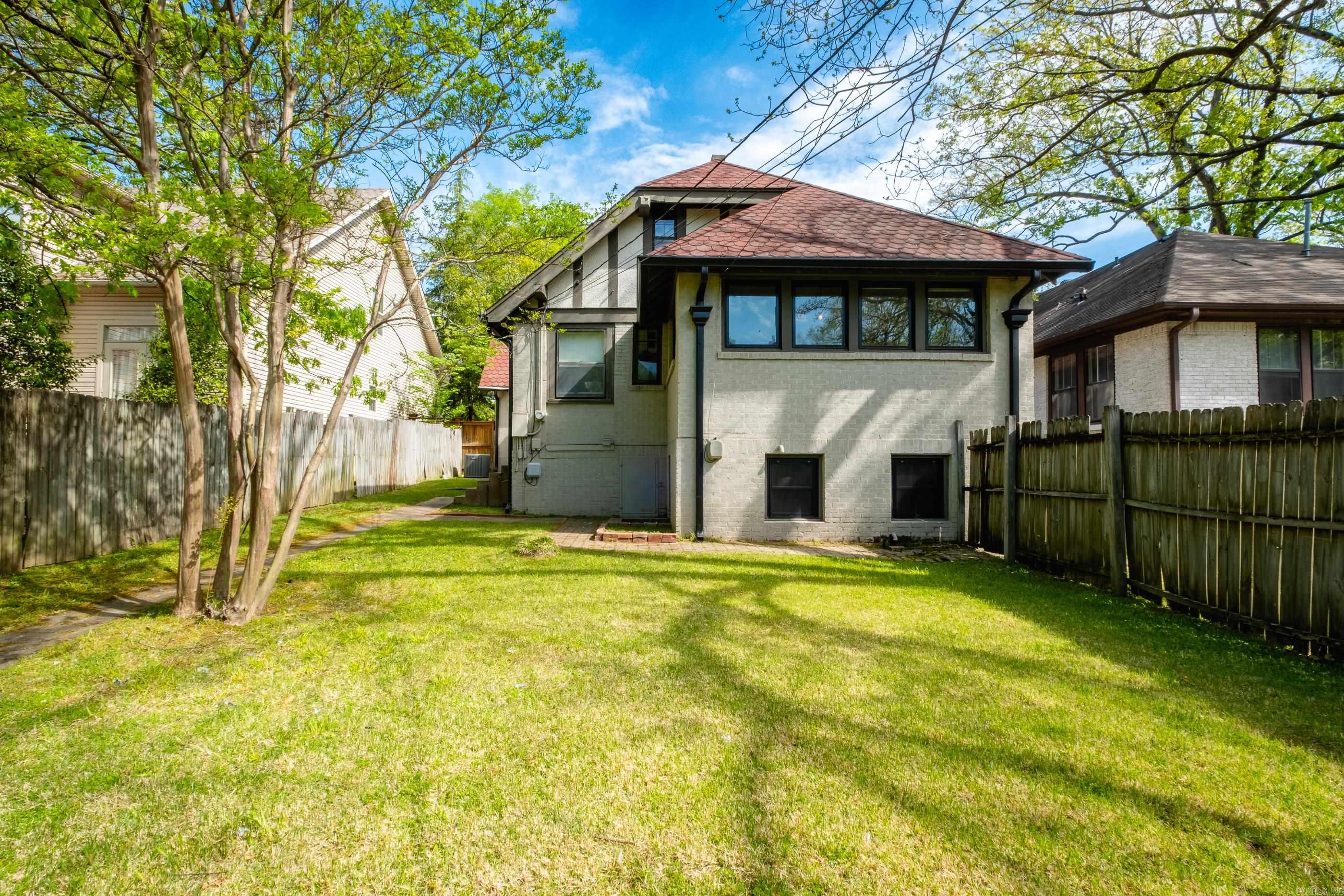 MCGEHEE - Residential