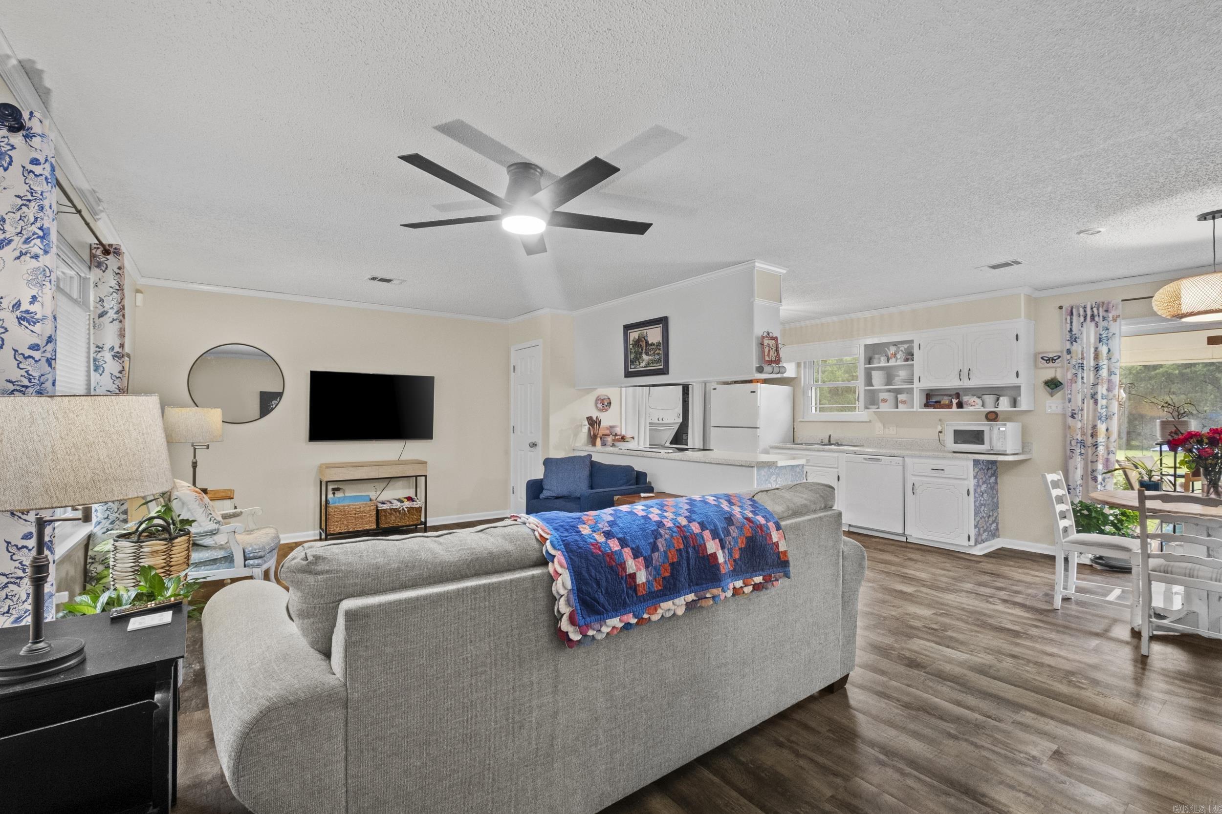 LIBERTY CREEK EST - Residential