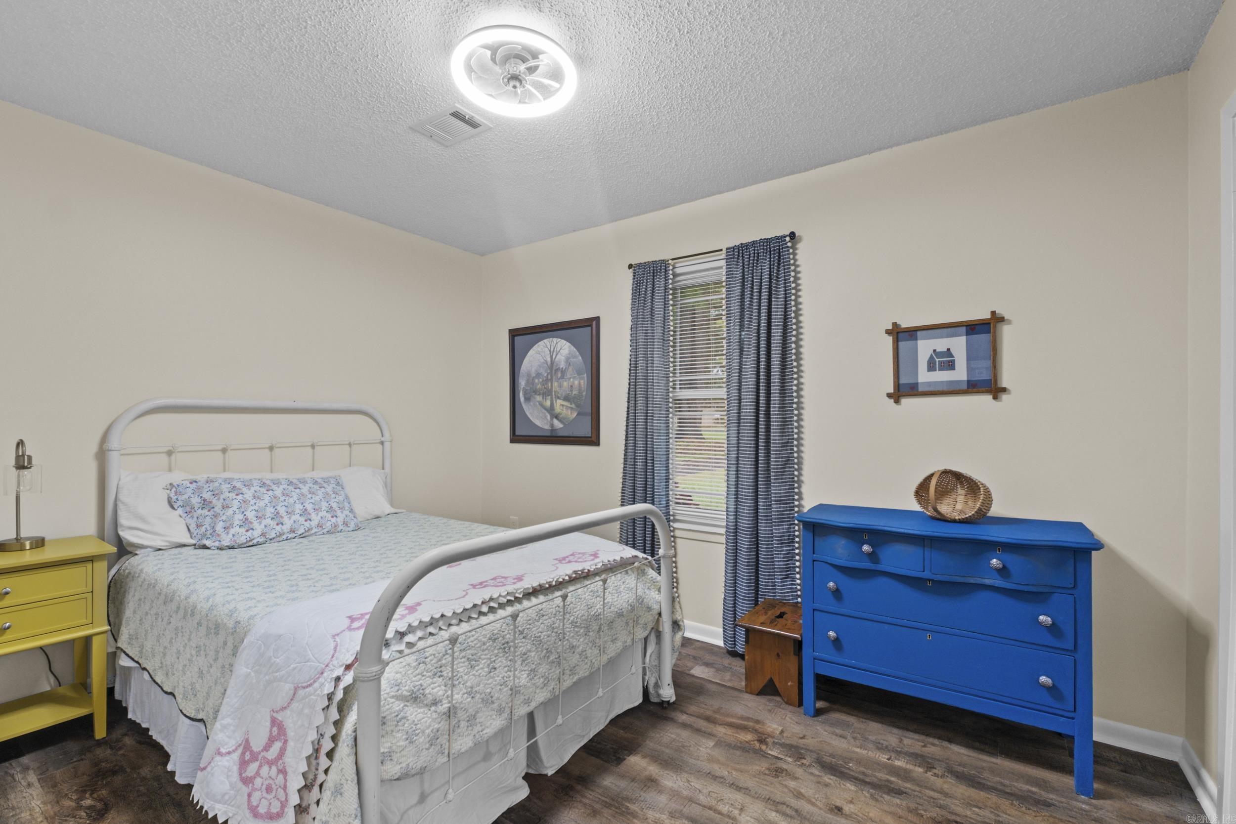 LIBERTY CREEK EST - Residential