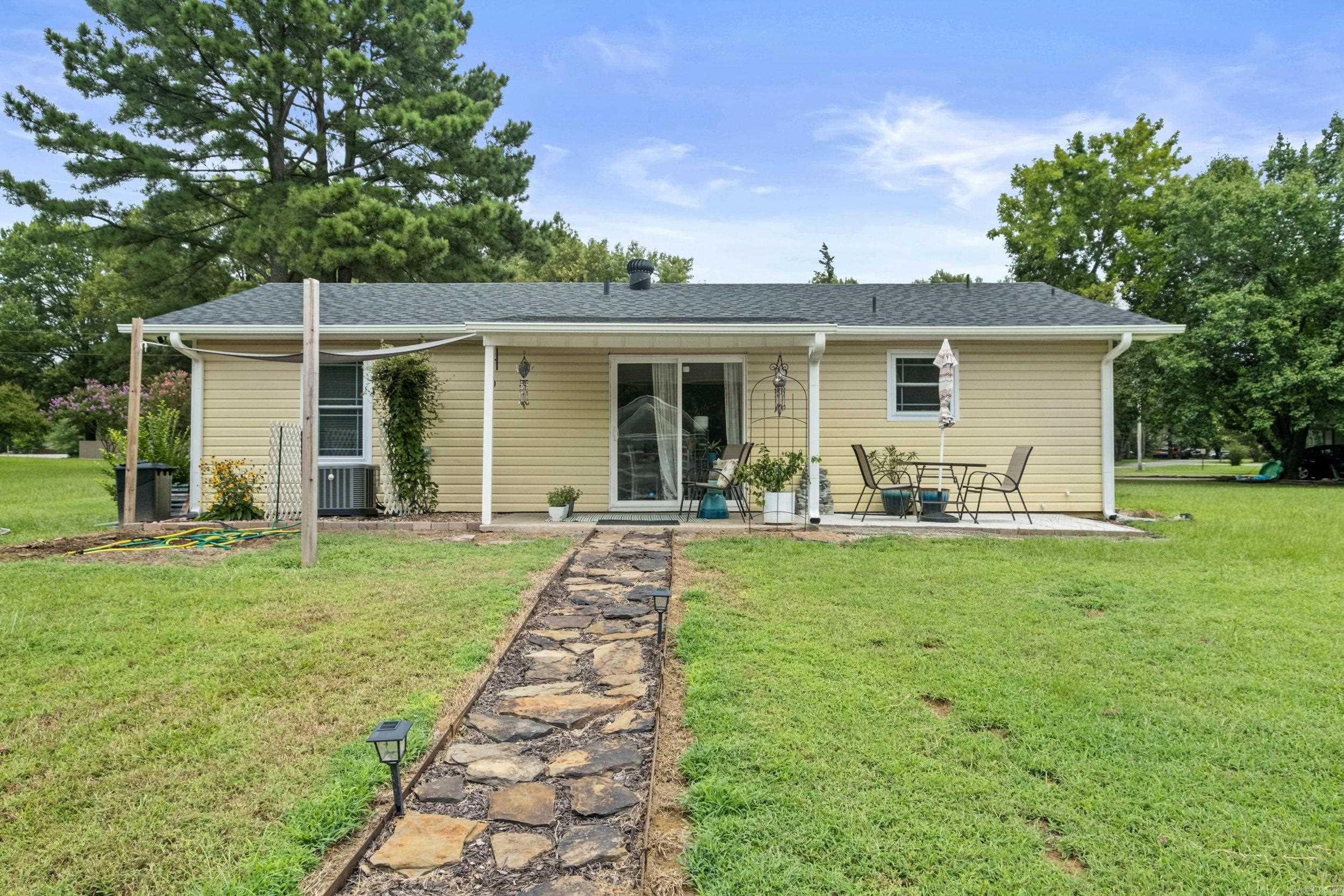 LIBERTY CREEK EST - Residential