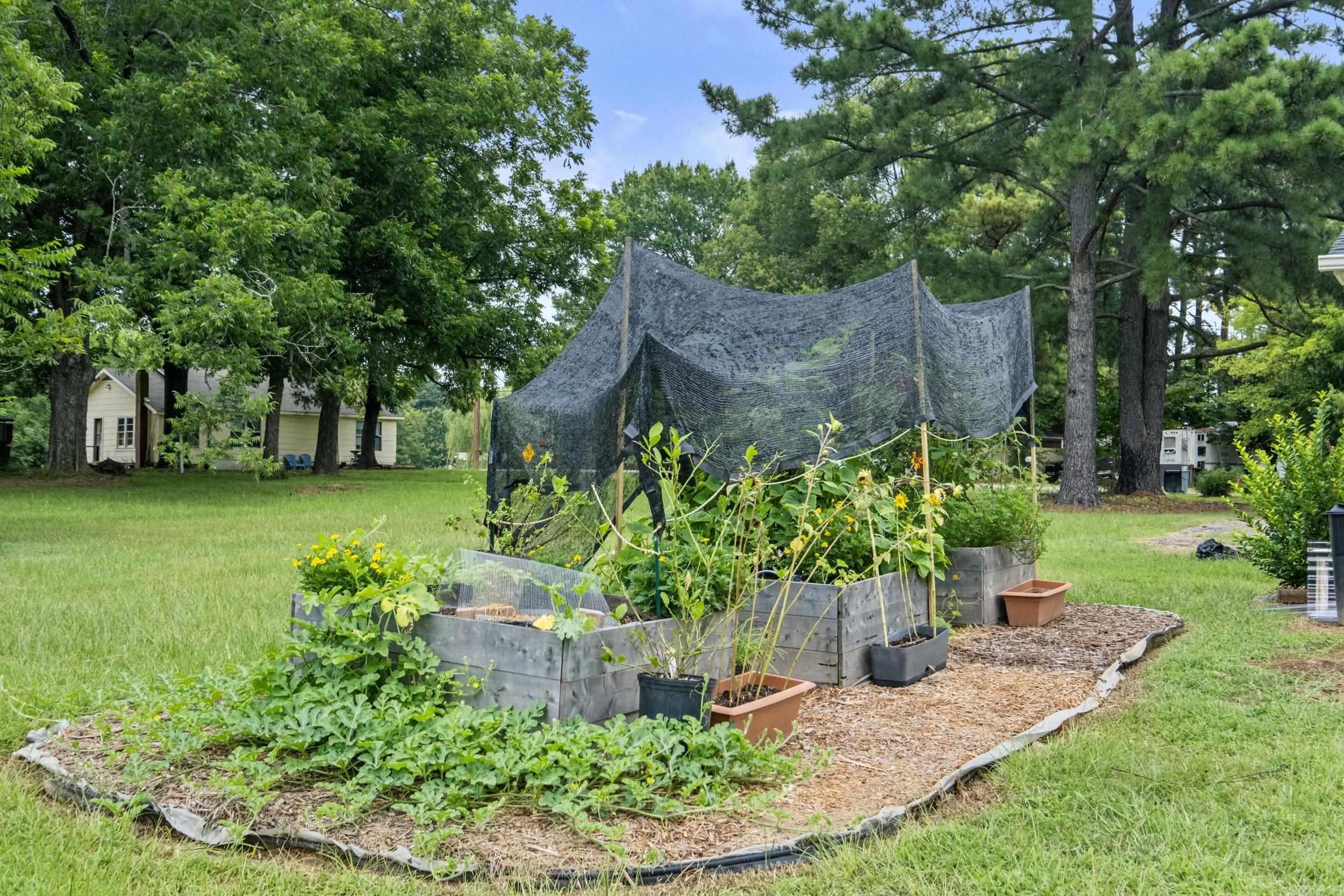 LIBERTY CREEK EST - Residential