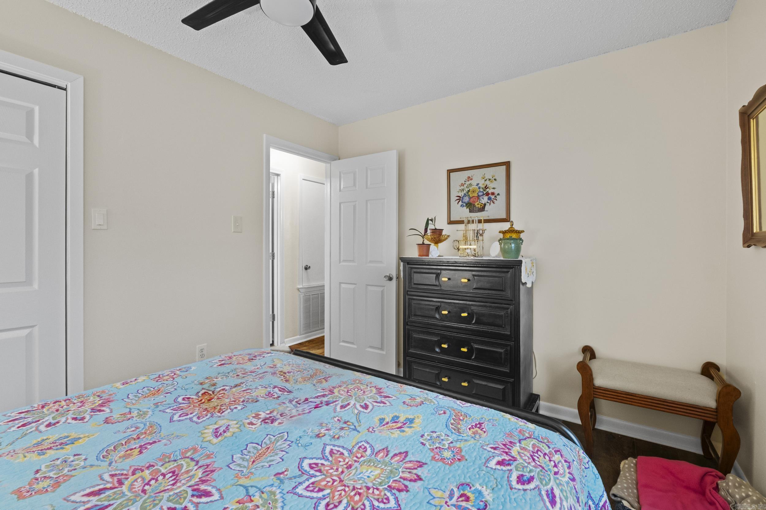 LIBERTY CREEK EST - Residential