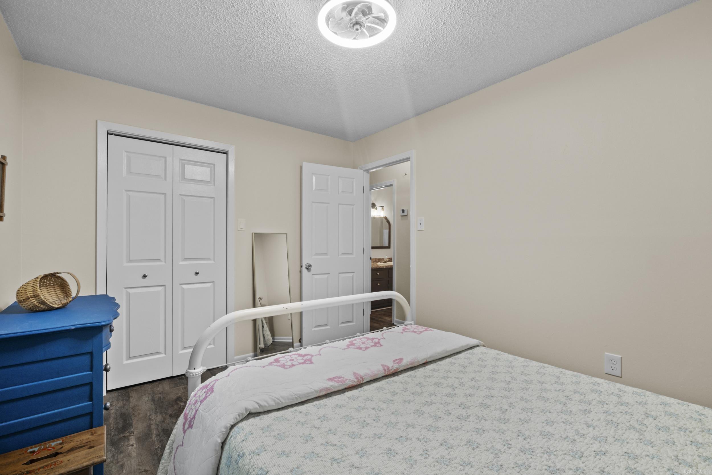 LIBERTY CREEK EST - Residential