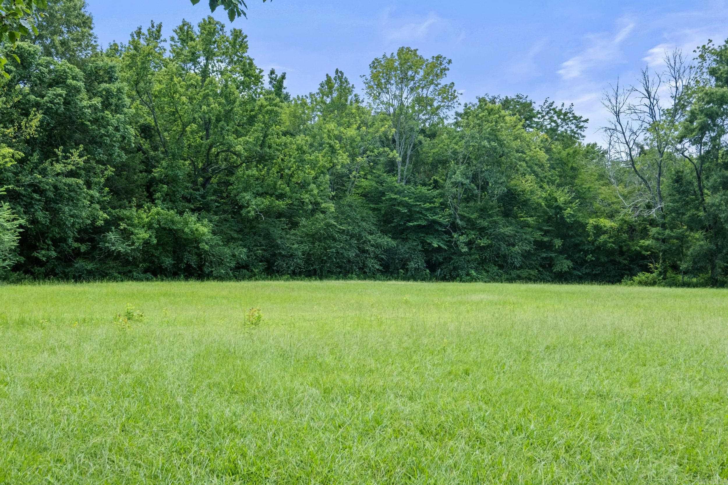 LIBERTY CREEK EST - Residential