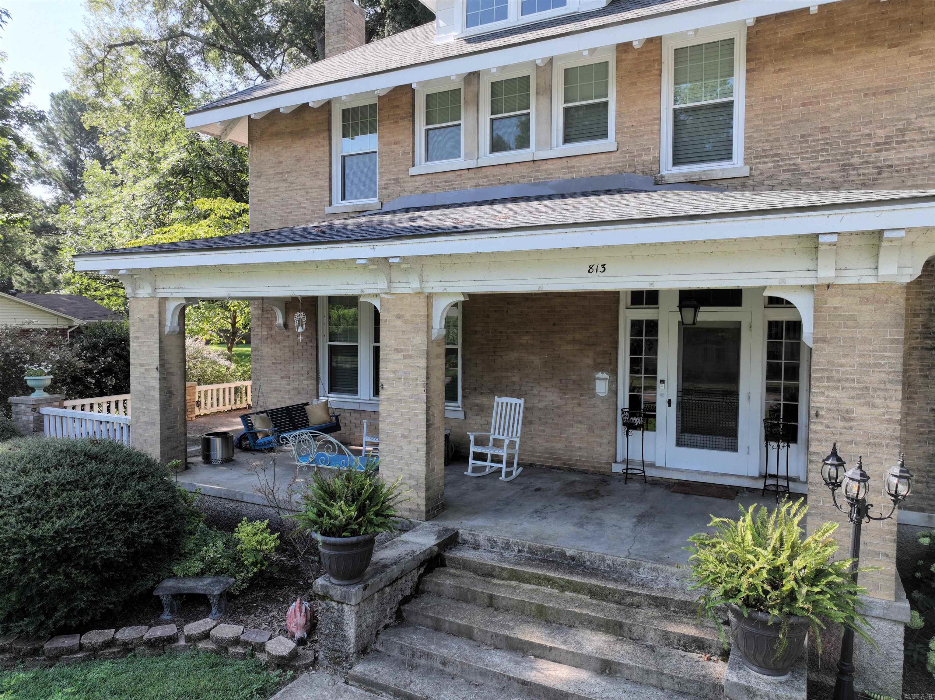 ROBERTSONS ADD - Residential