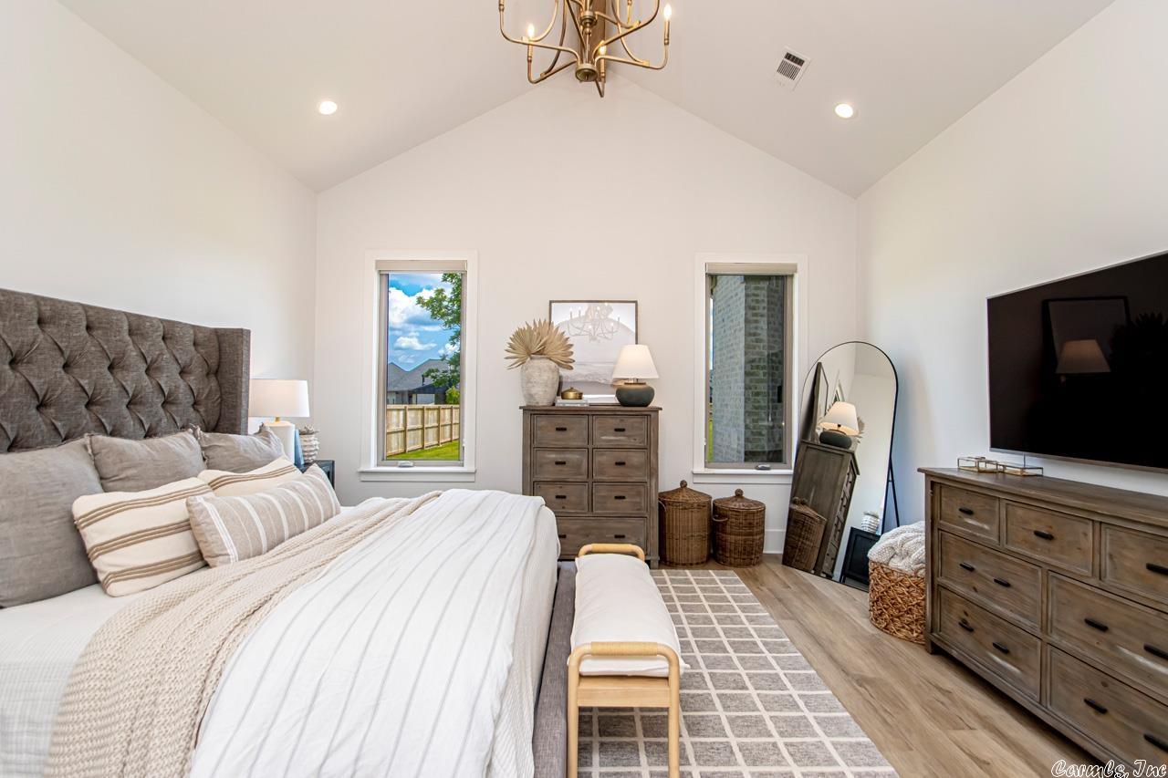 THE POINTE HURRICANE ESTATES - Residential