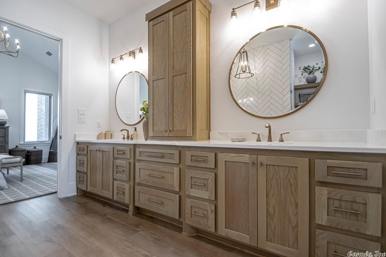 THE POINTE HURRICANE ESTATES - Residential