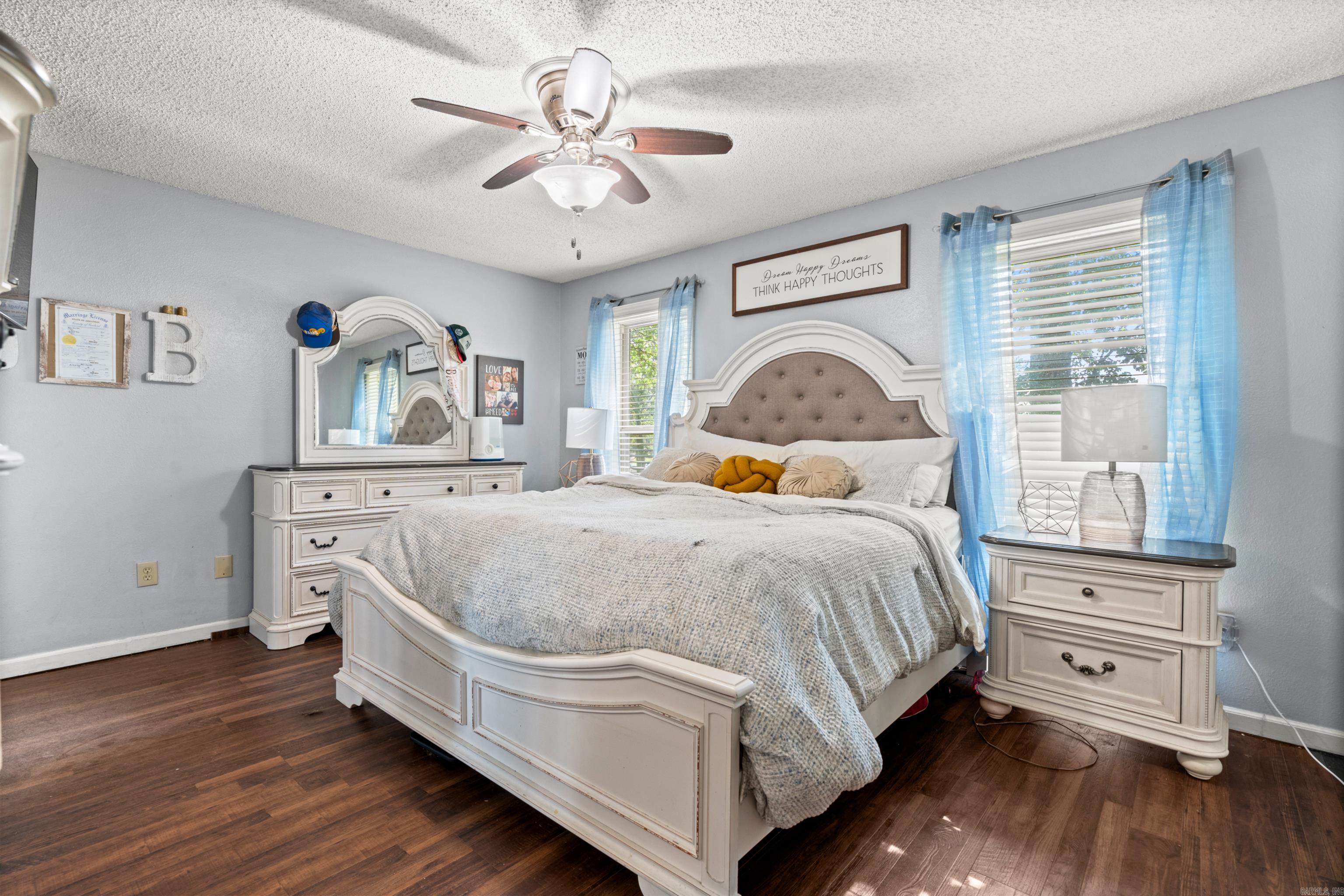 DIAMONDHEAD J - Residential