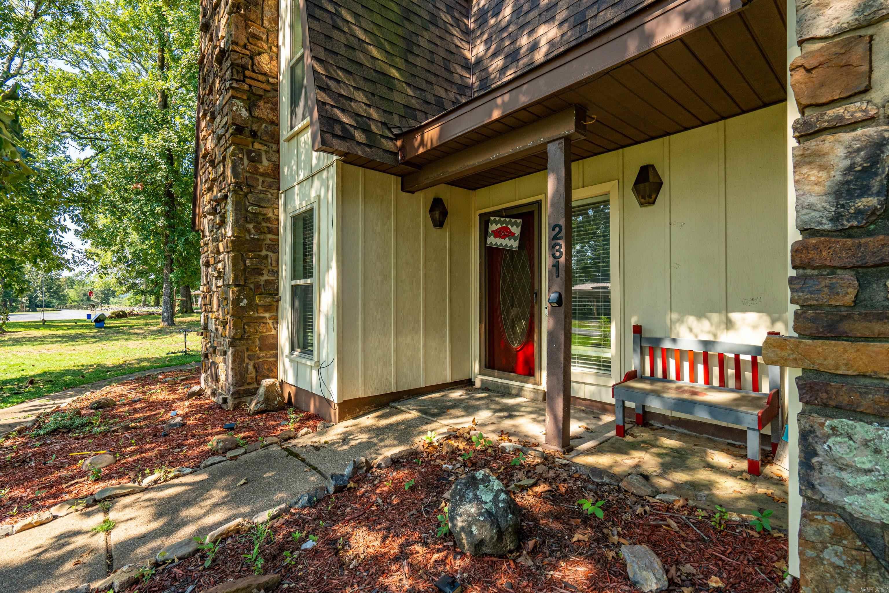 DIAMONDHEAD J - Residential