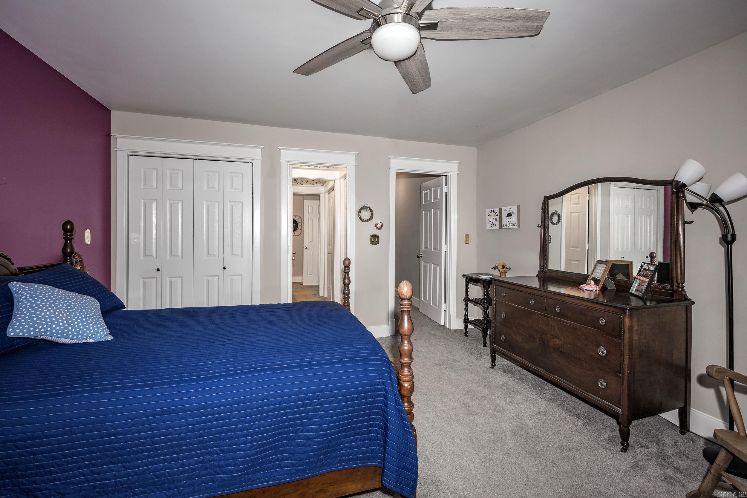 HILLCREST - Residential