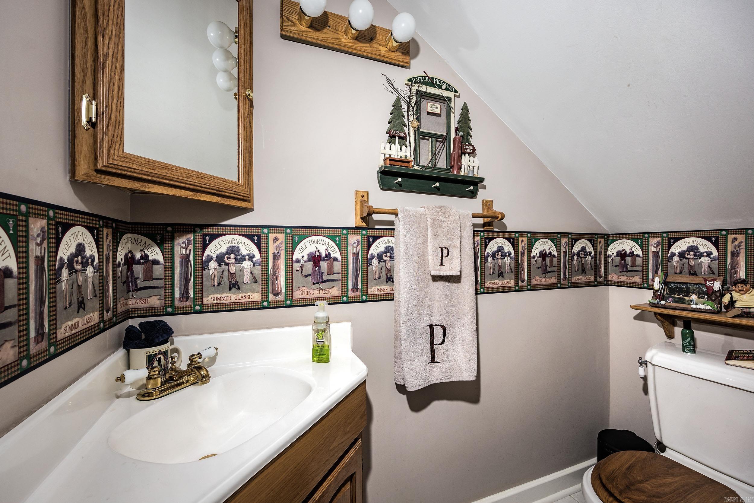 HILLCREST - Residential