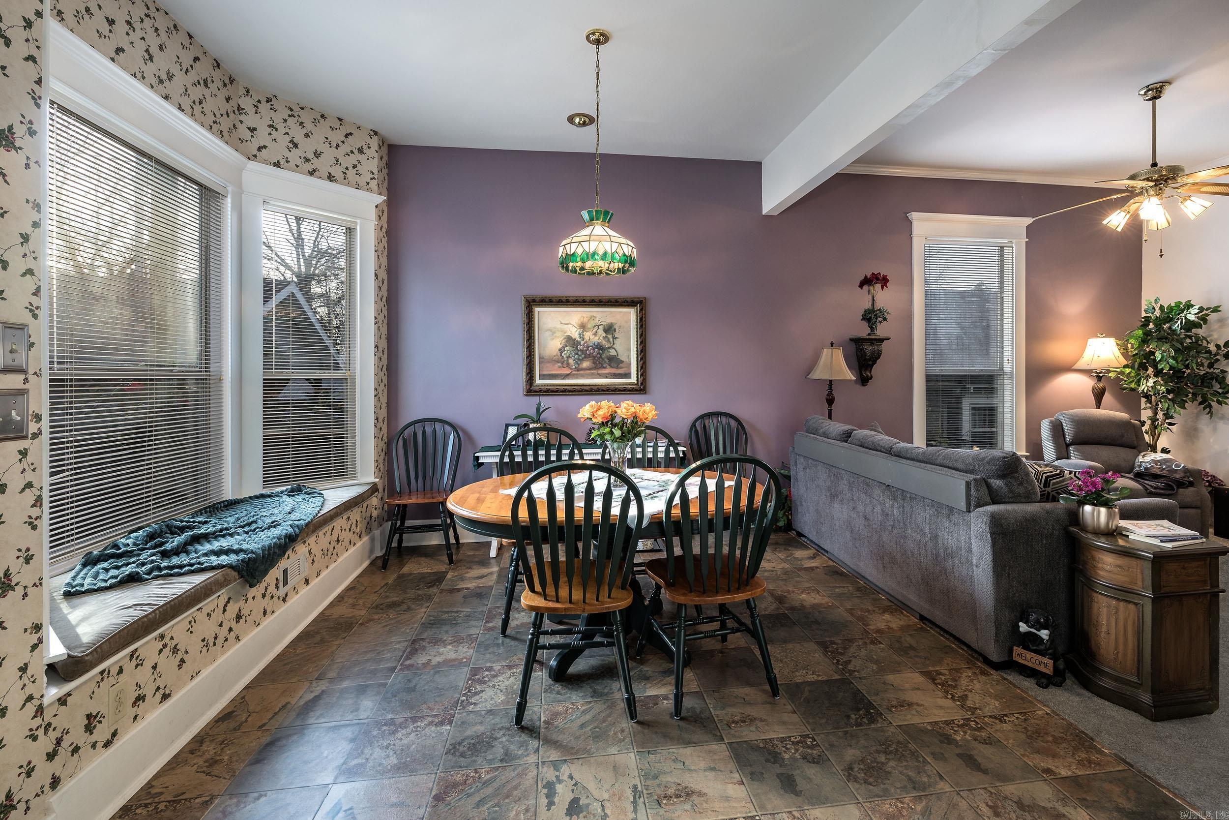 HILLCREST - Residential