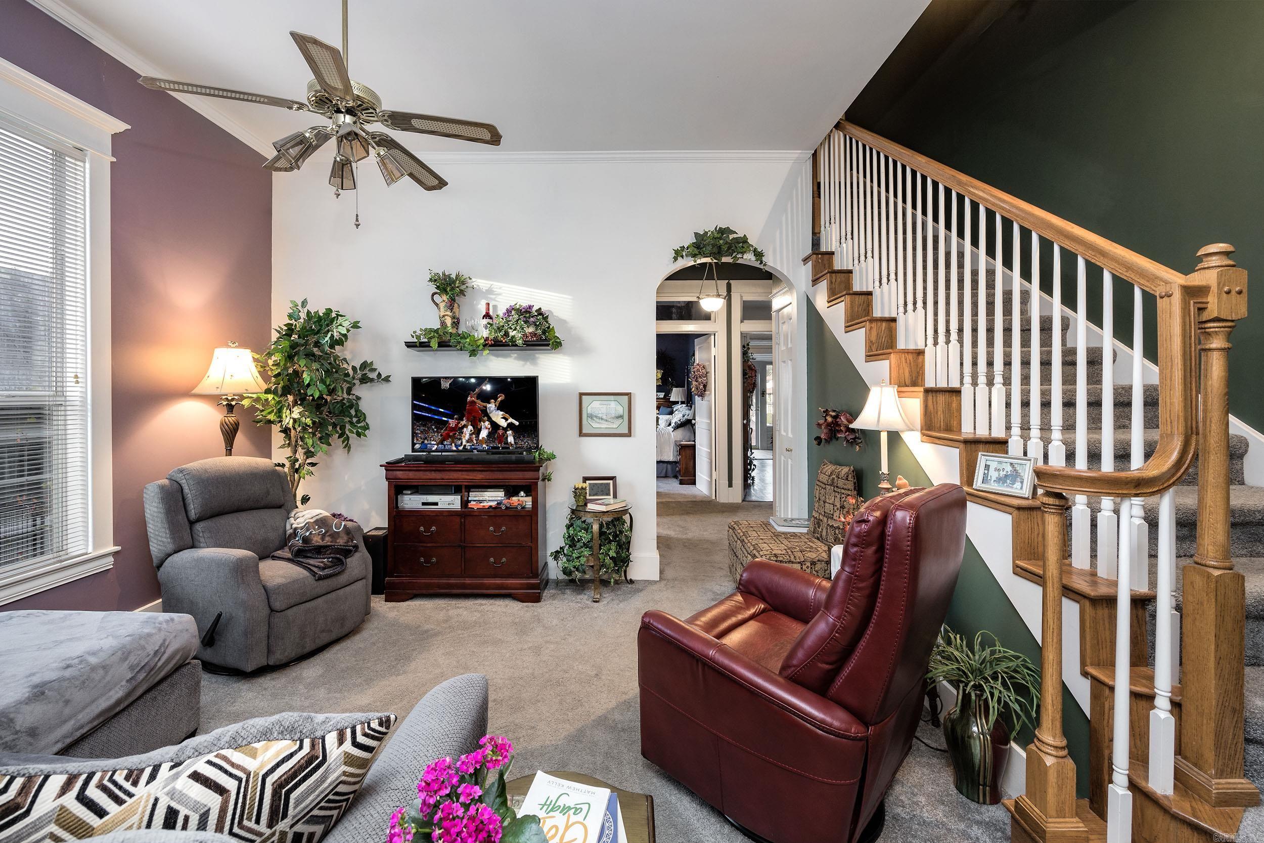 HILLCREST - Residential