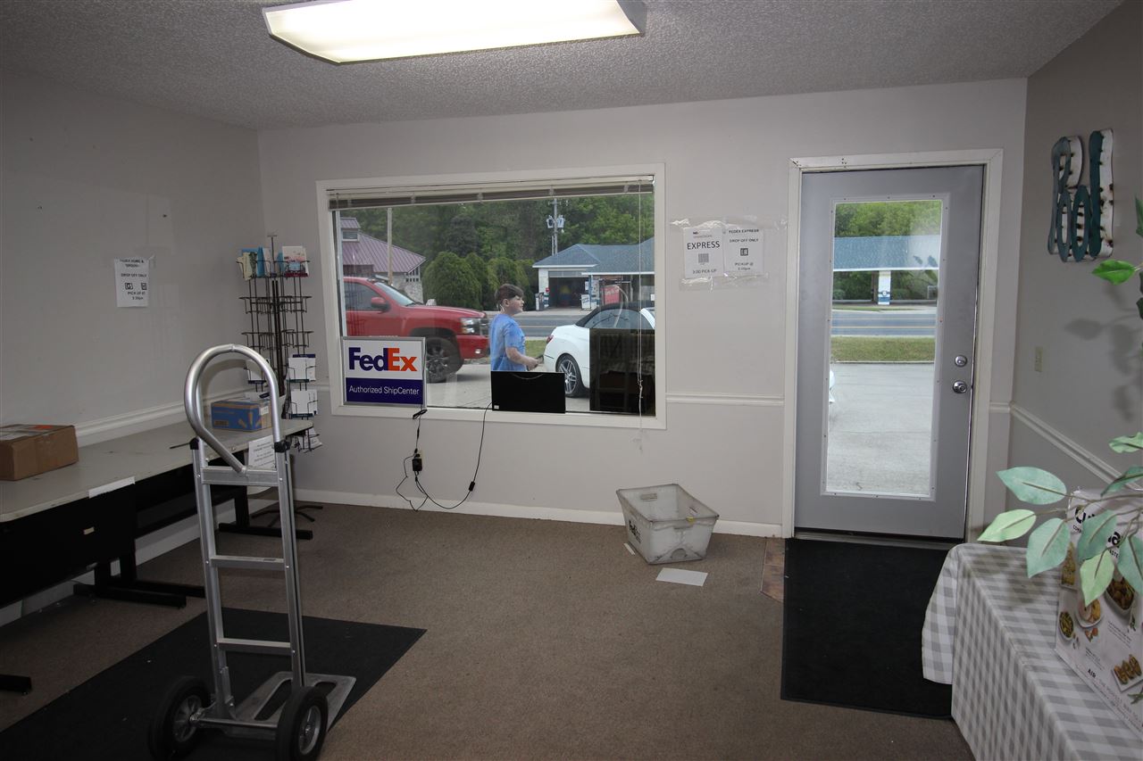 Heber Springs-Inside - Commercial Sale
