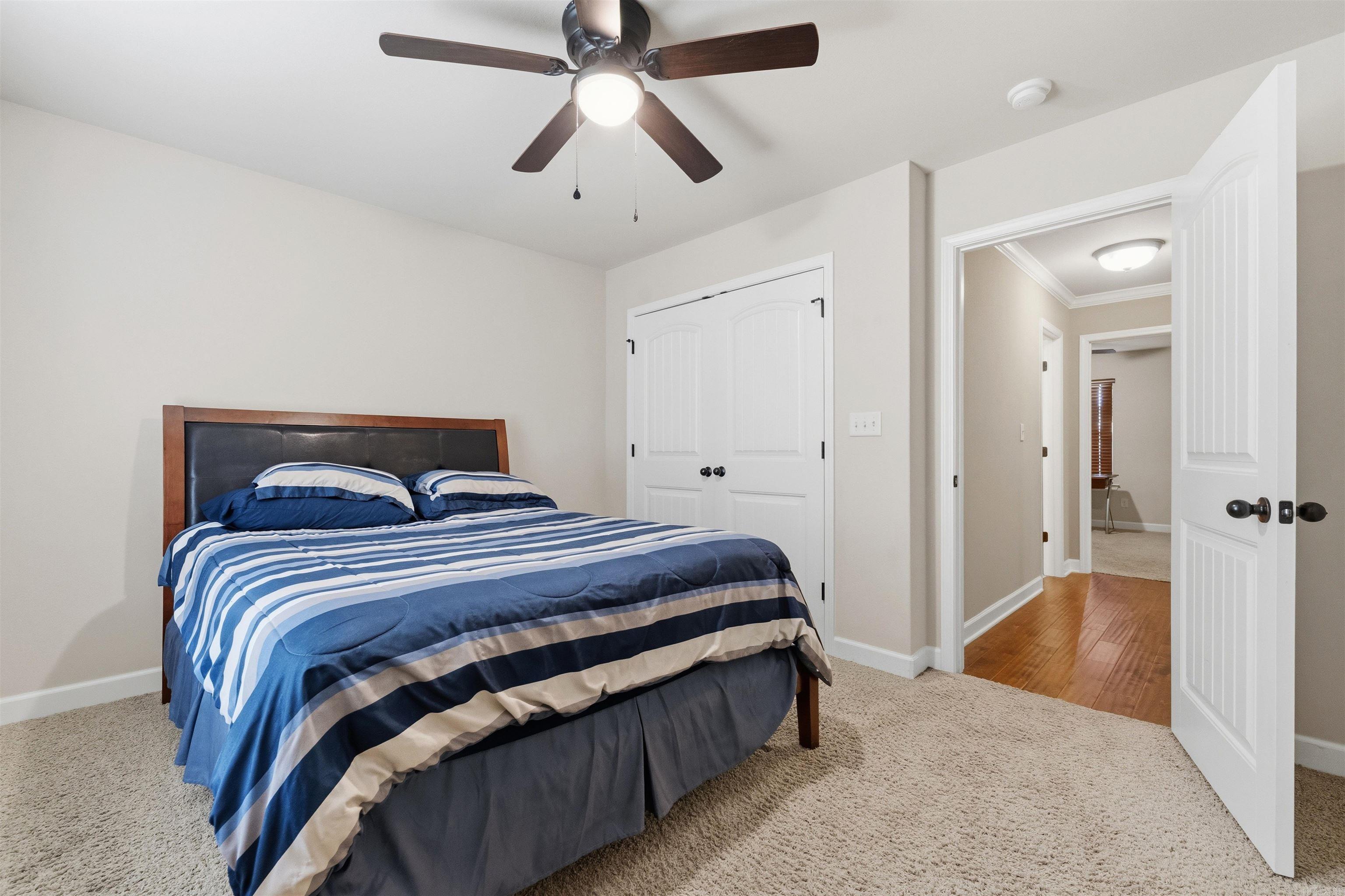 OAK GLENN - Residential