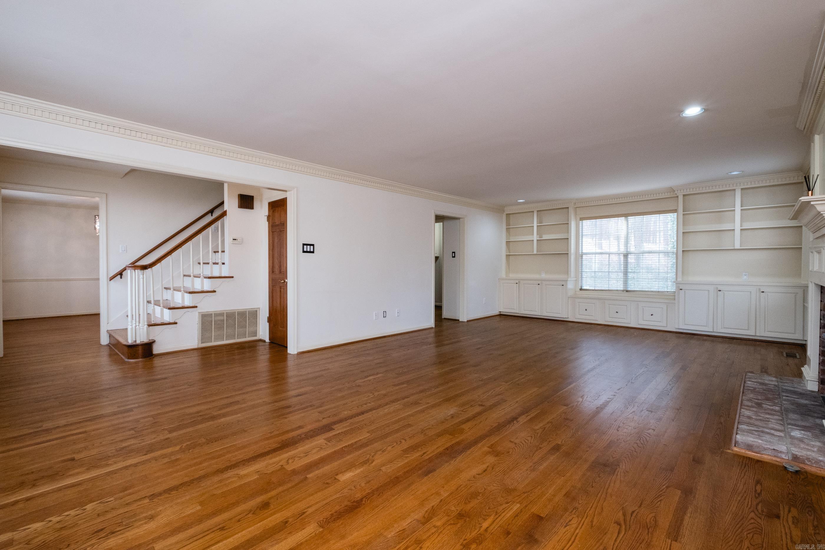 HILLSBOROUGH - Residential