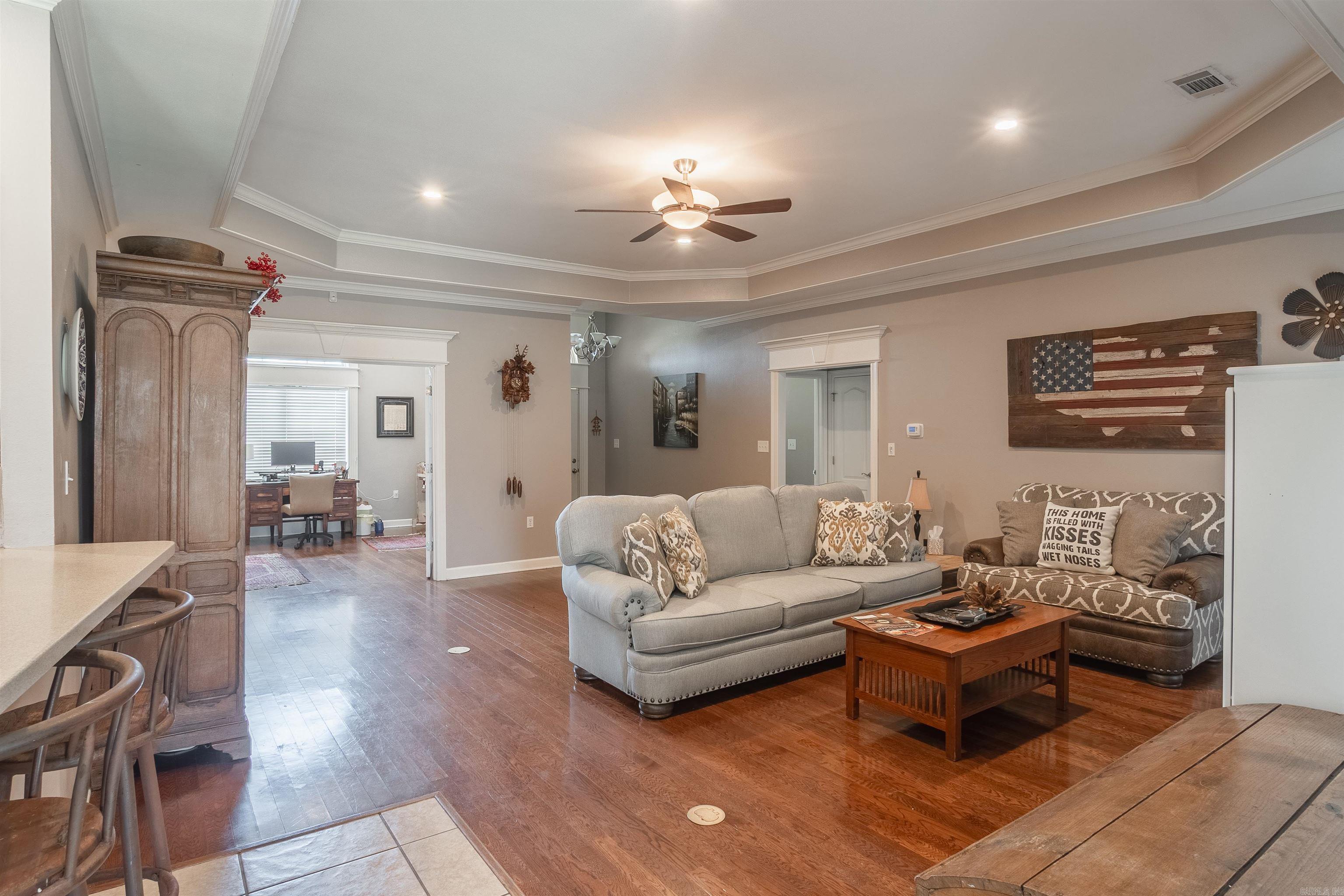 LAKEWOOD - Residential