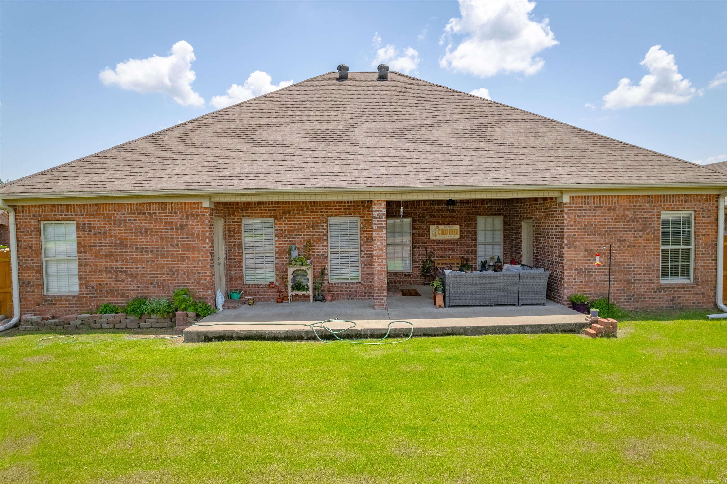 LAKEWOOD - Residential