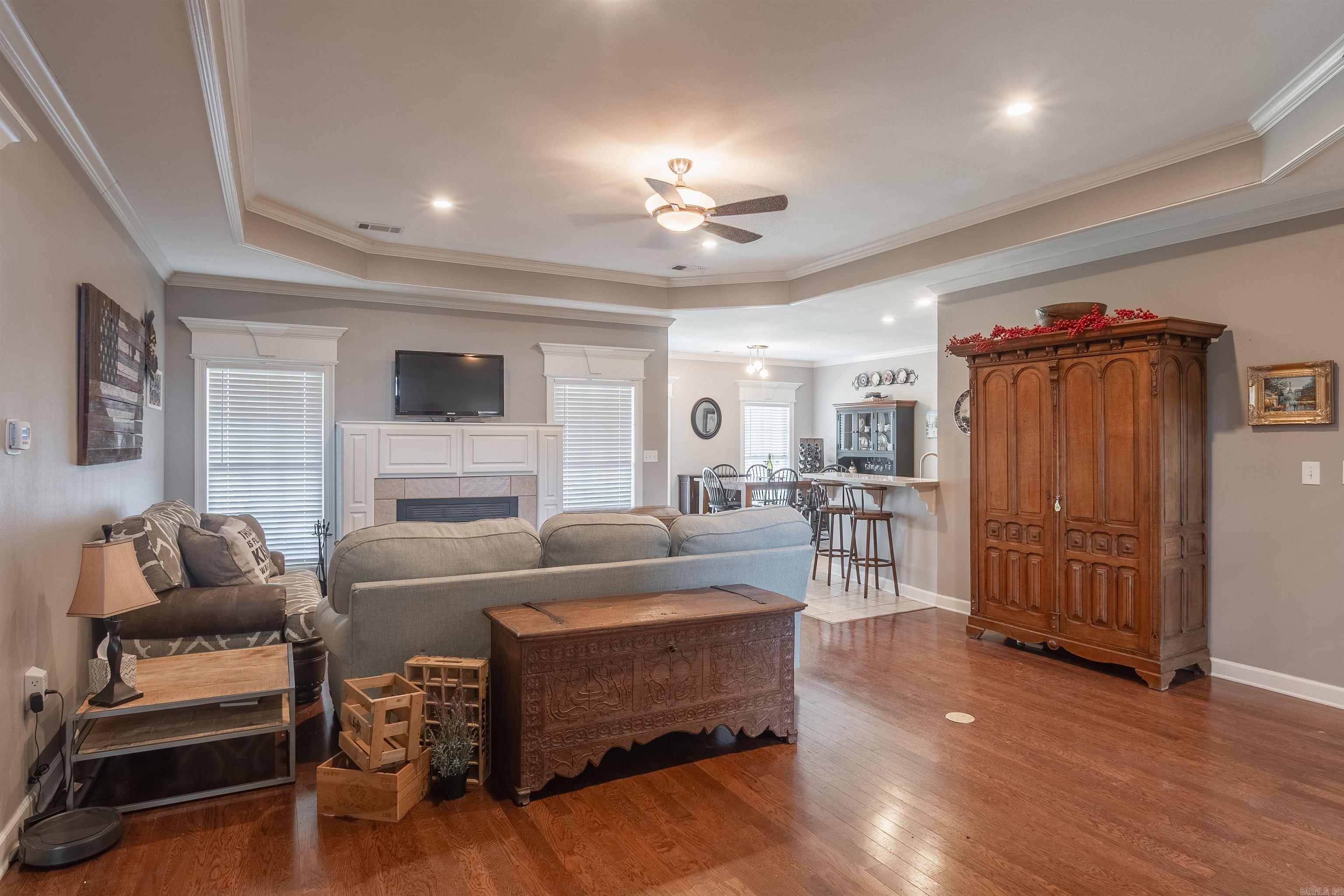 LAKEWOOD - Residential