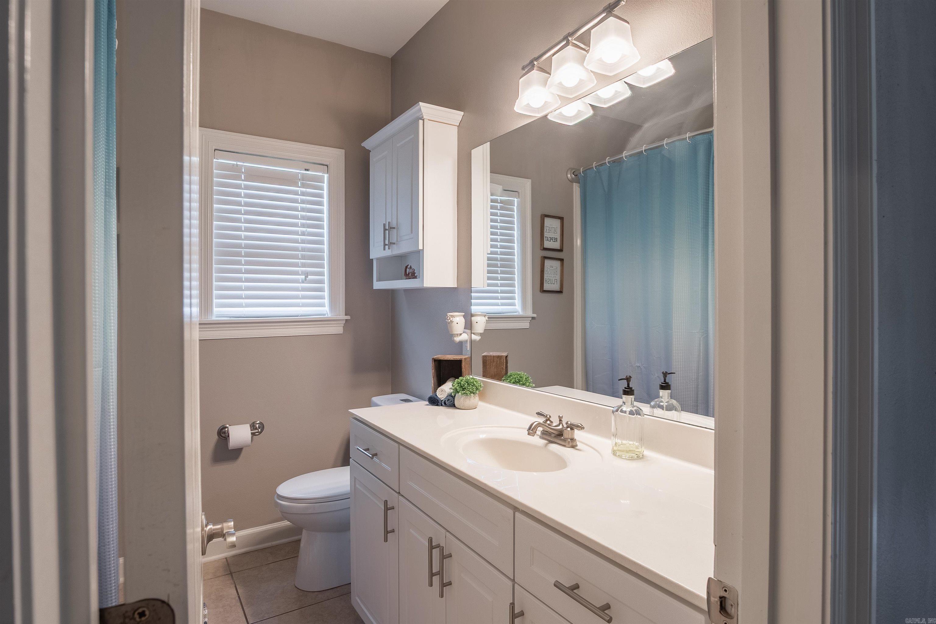 LAKEWOOD - Residential