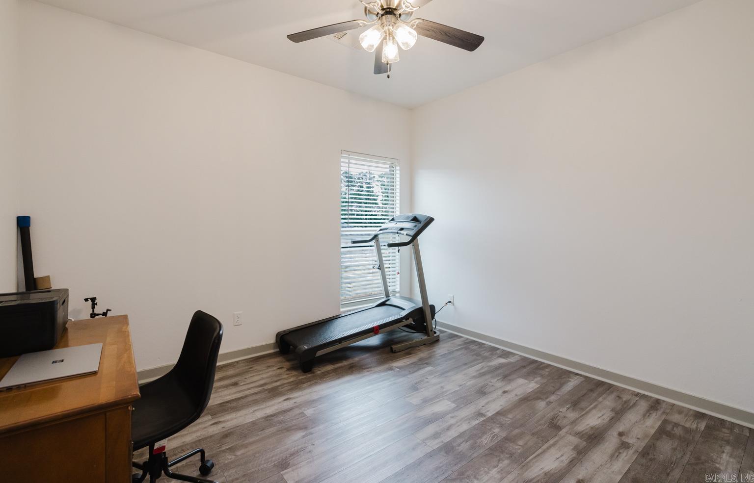 OAK TREE SOUTH - Residential