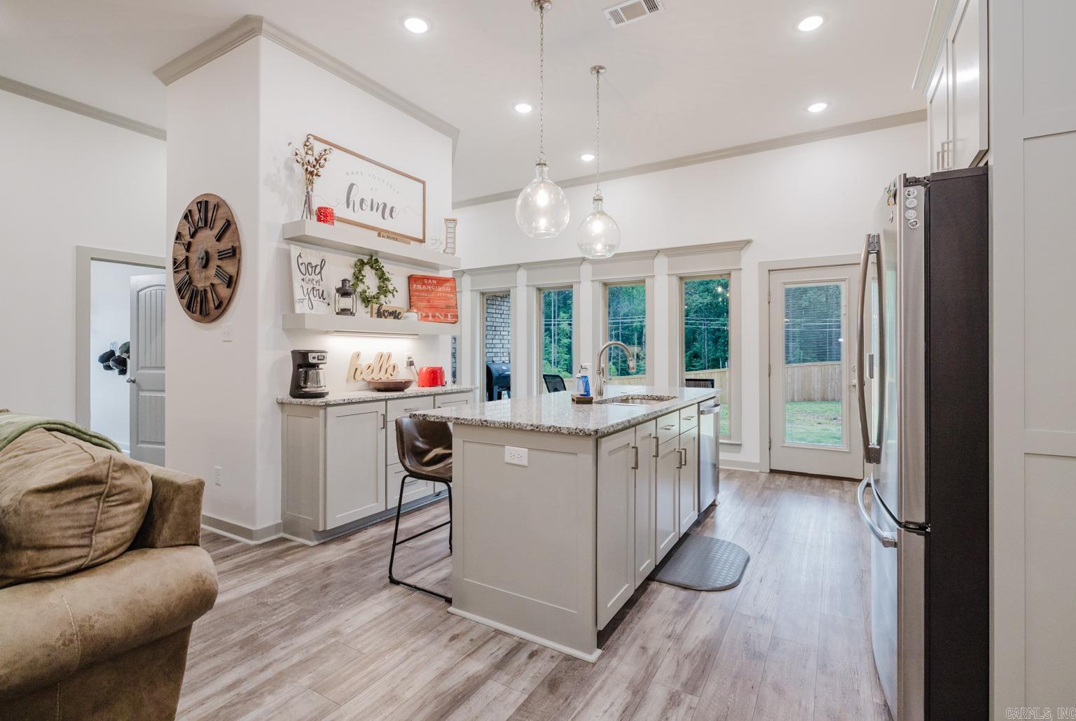 OAK TREE SOUTH - Residential