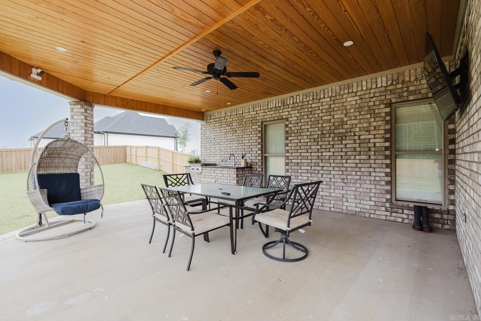 OAK TREE SOUTH - Residential